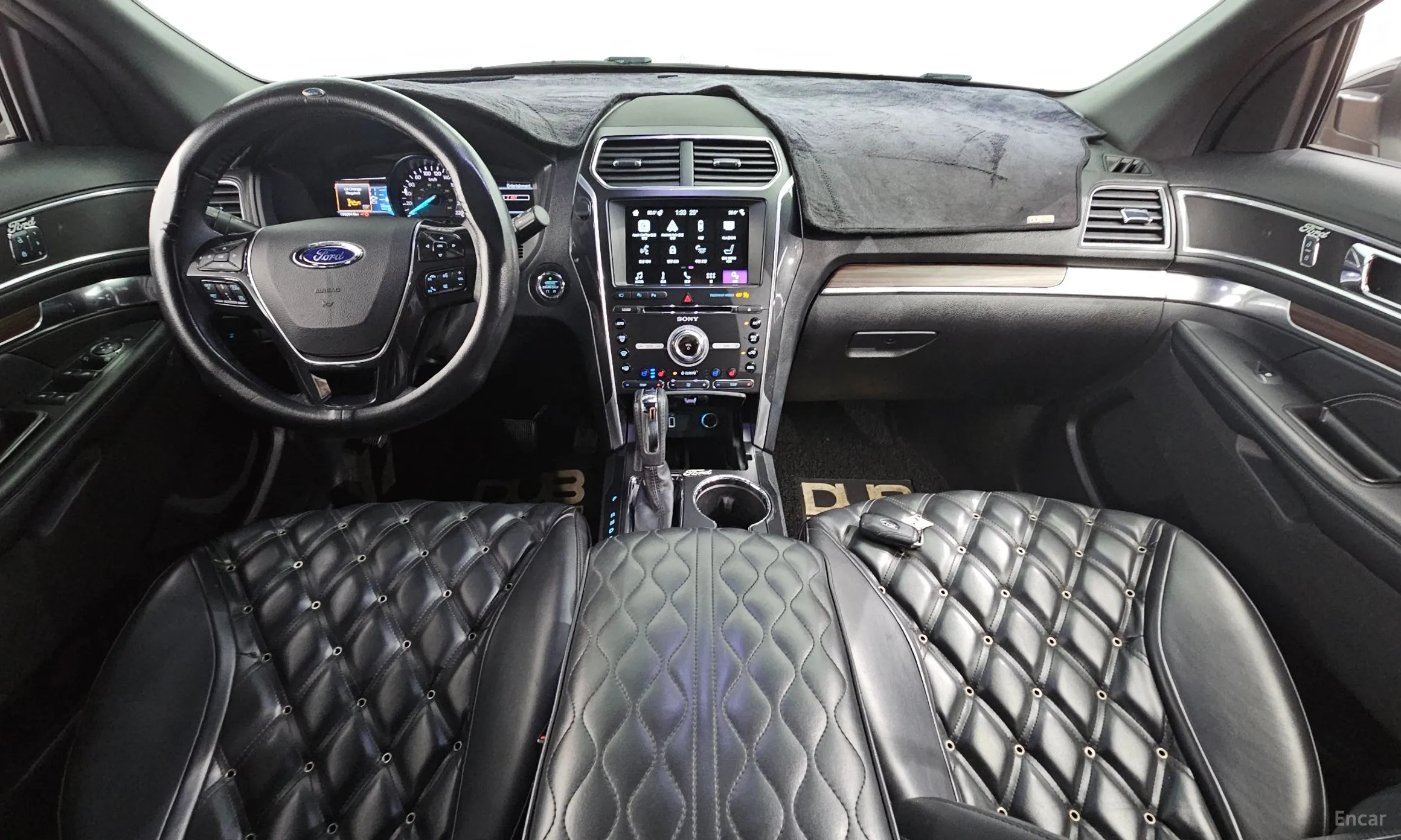 Ford Explorer превью 7