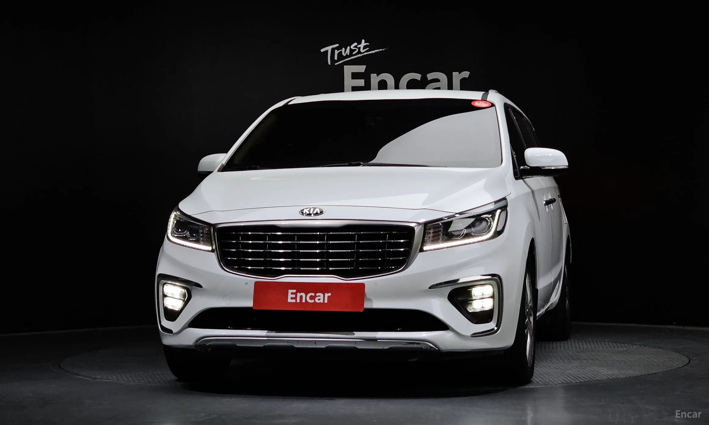Kia Carnival превью 3