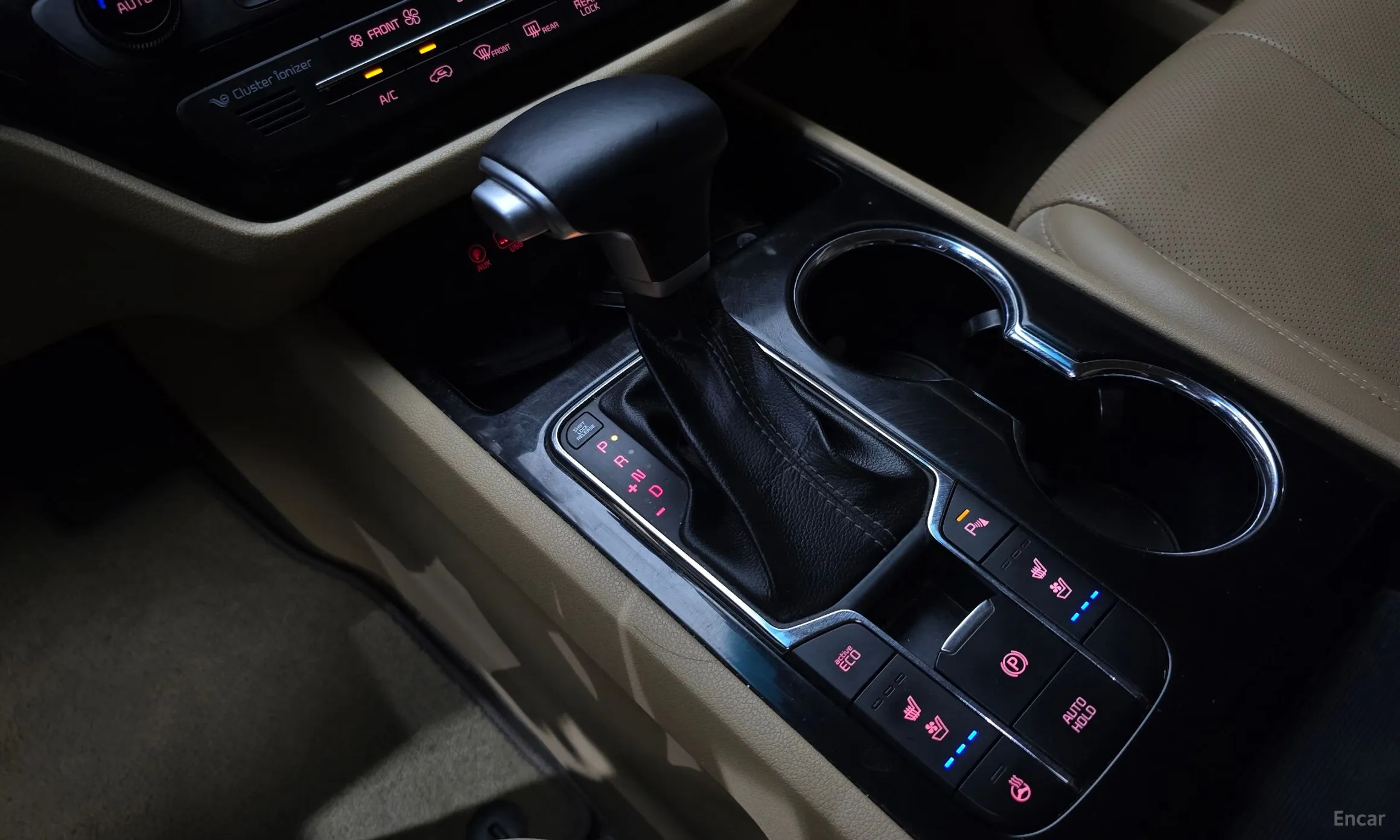 Kia Carnival превью 9