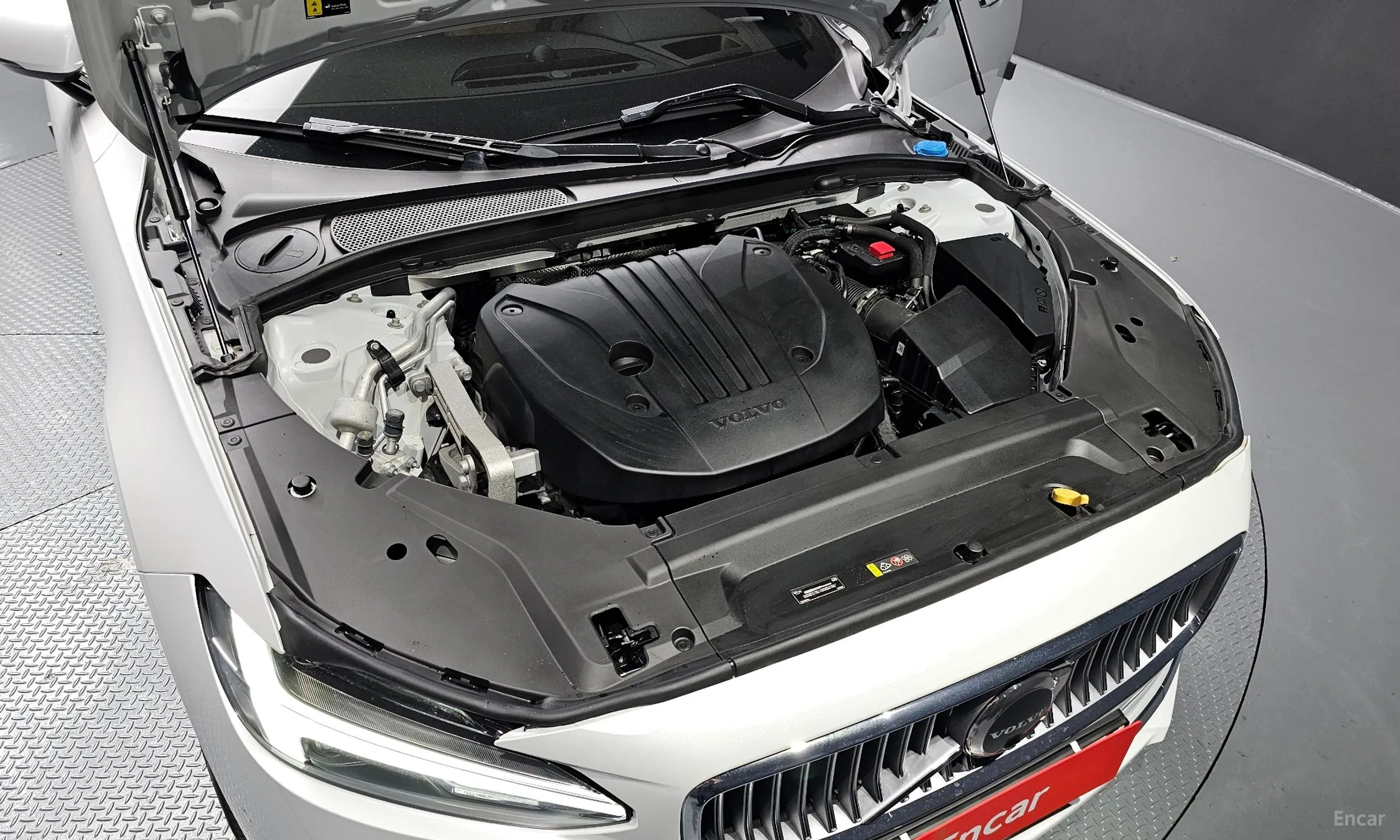 Volvo S90 превью 6