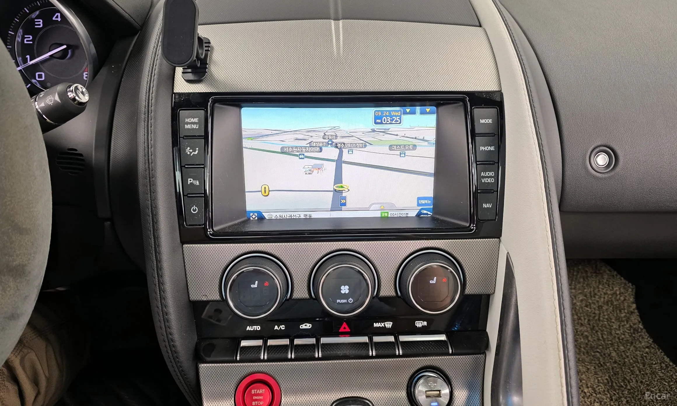 Jaguar F-TYPE превью 13
