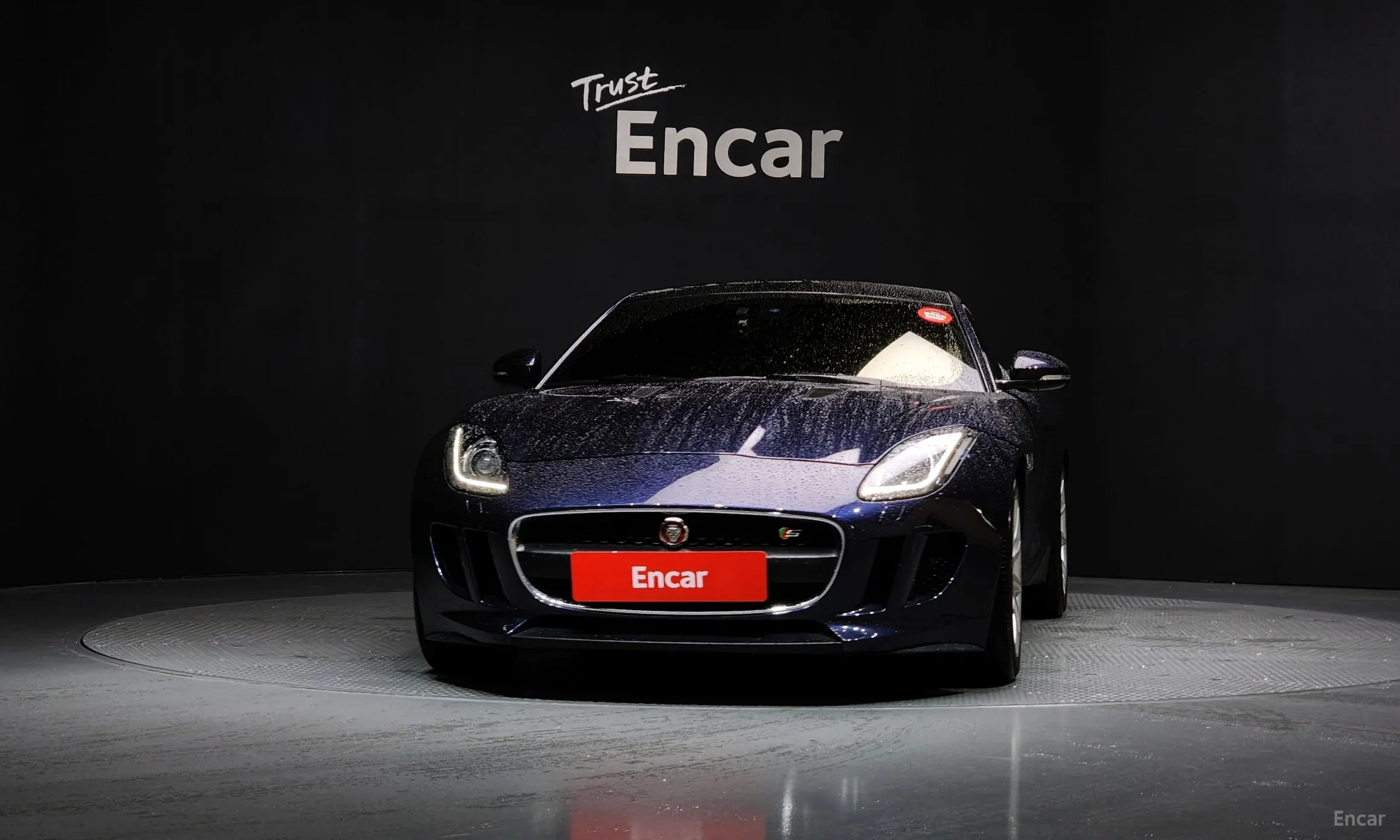 Jaguar F-TYPE превью 3
