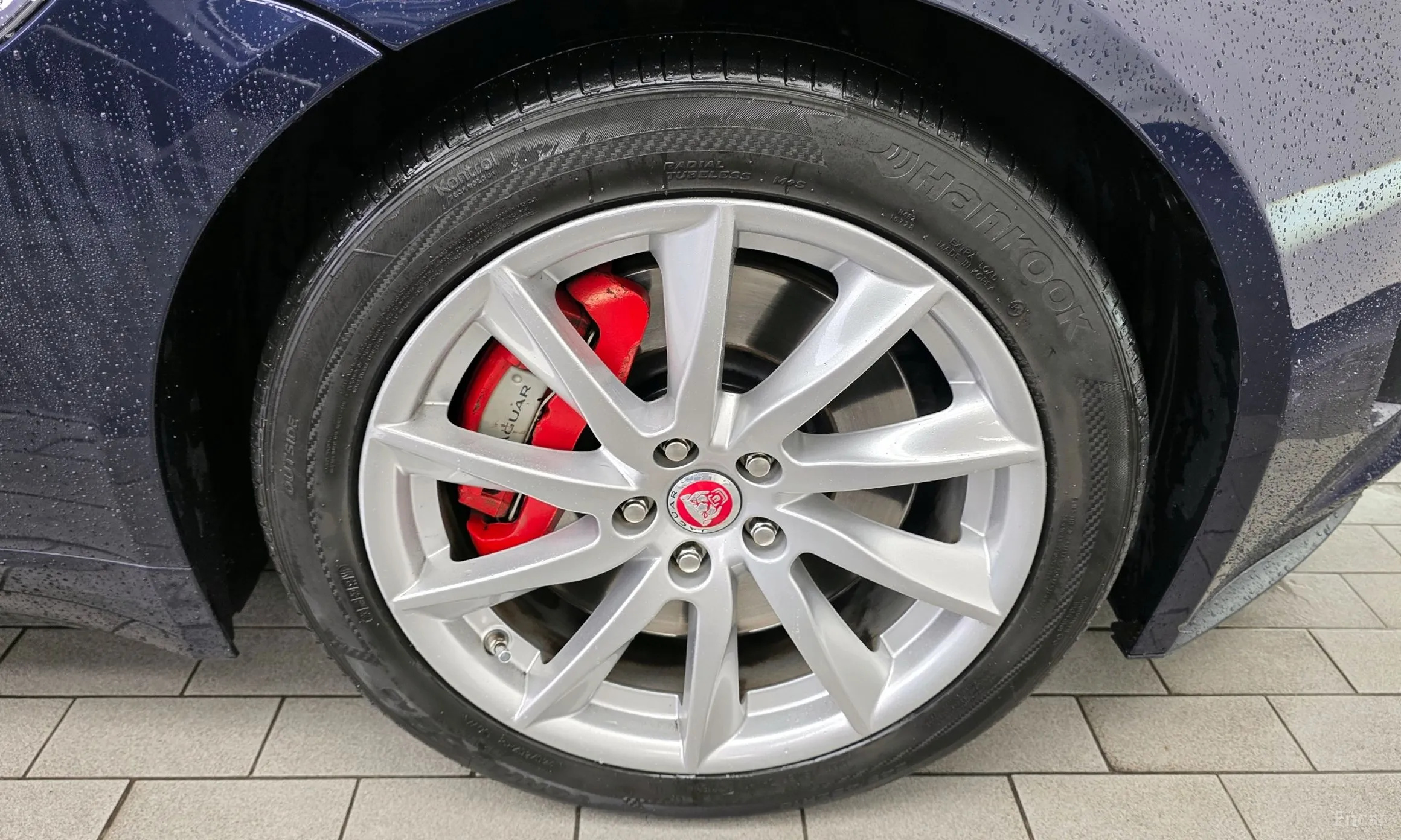 Jaguar F-TYPE превью 5