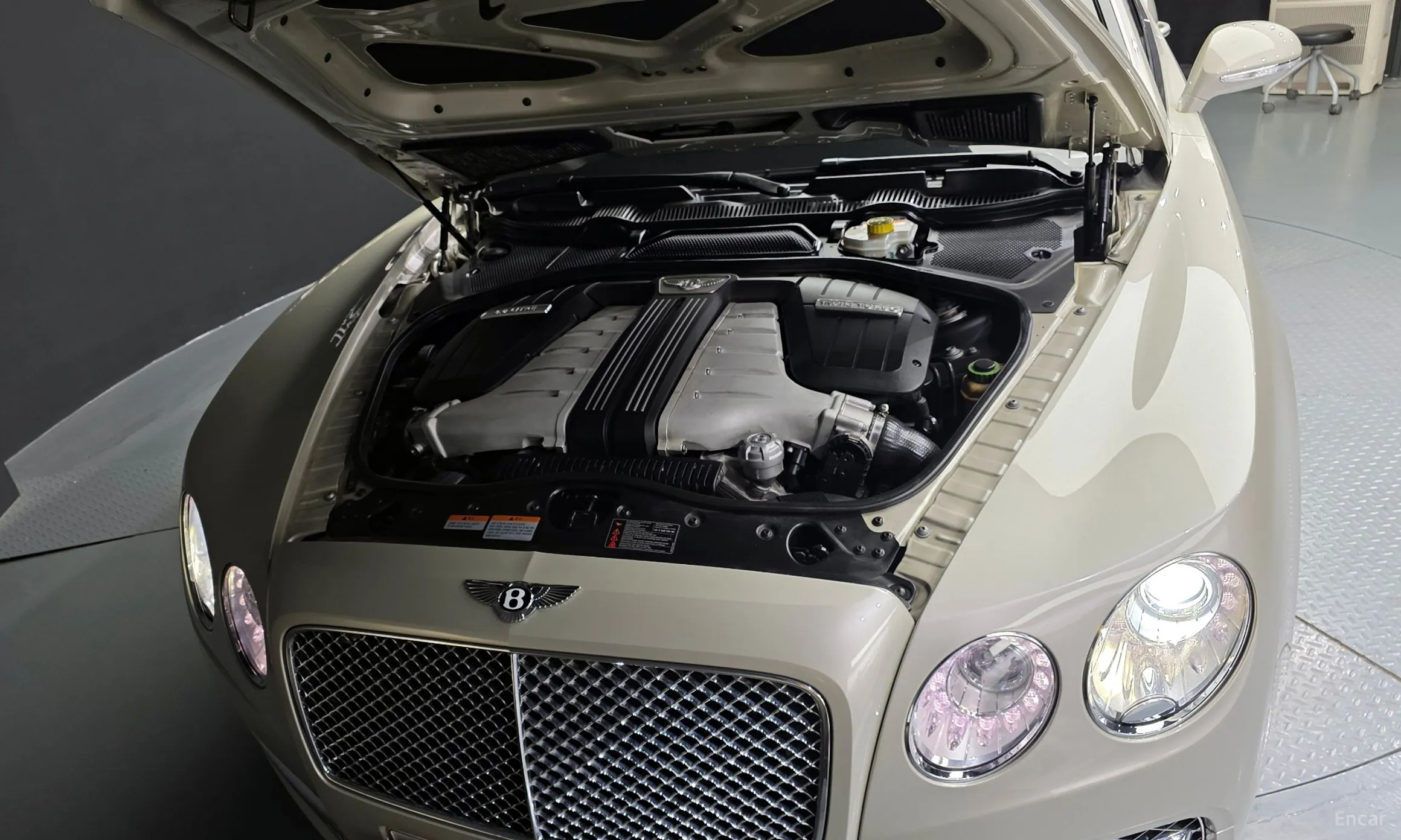 Bentley Flying Spur 2nd Generation превью 6