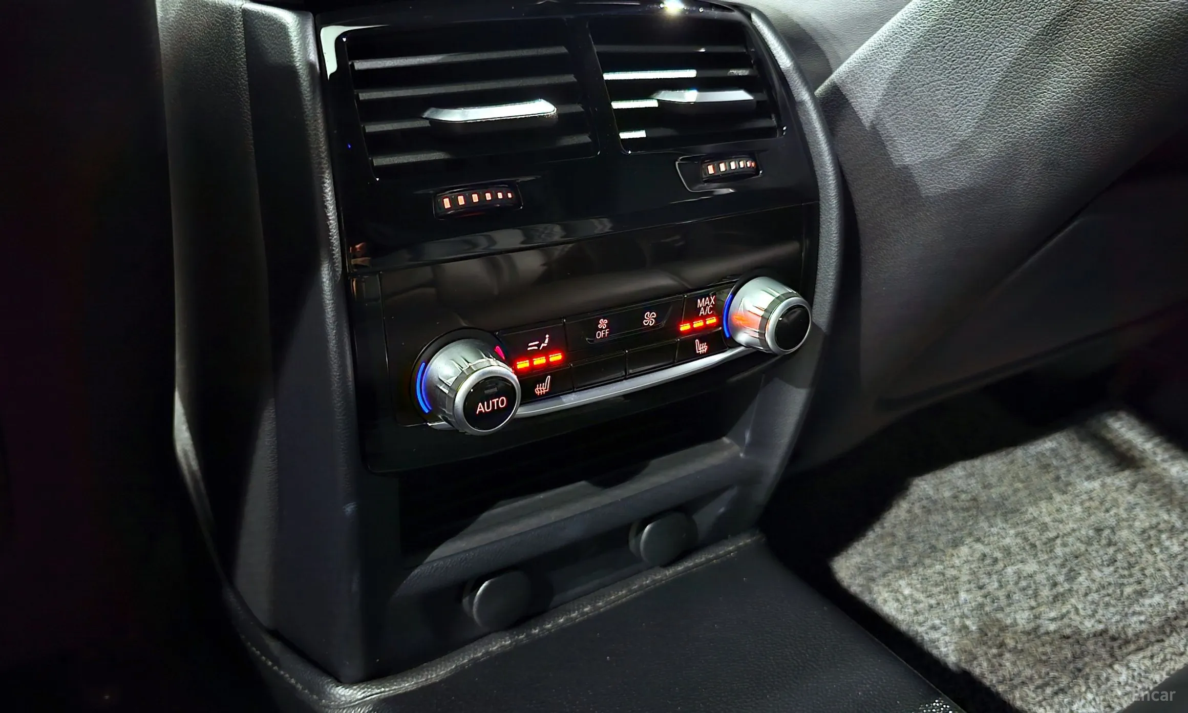 BMW 5 Series (G30) превью 19