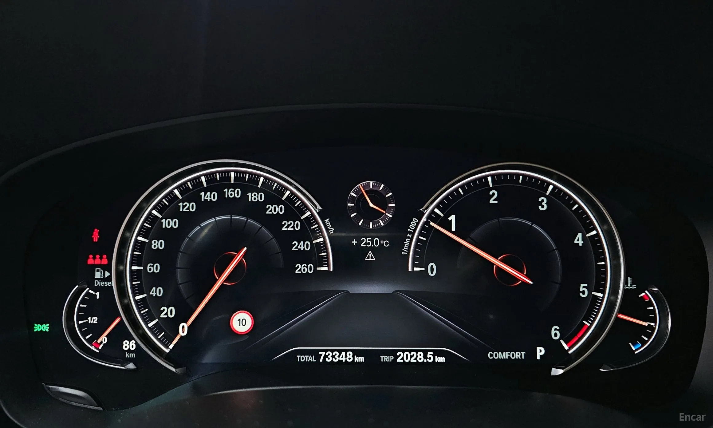 BMW 5 Series (G30) превью 8