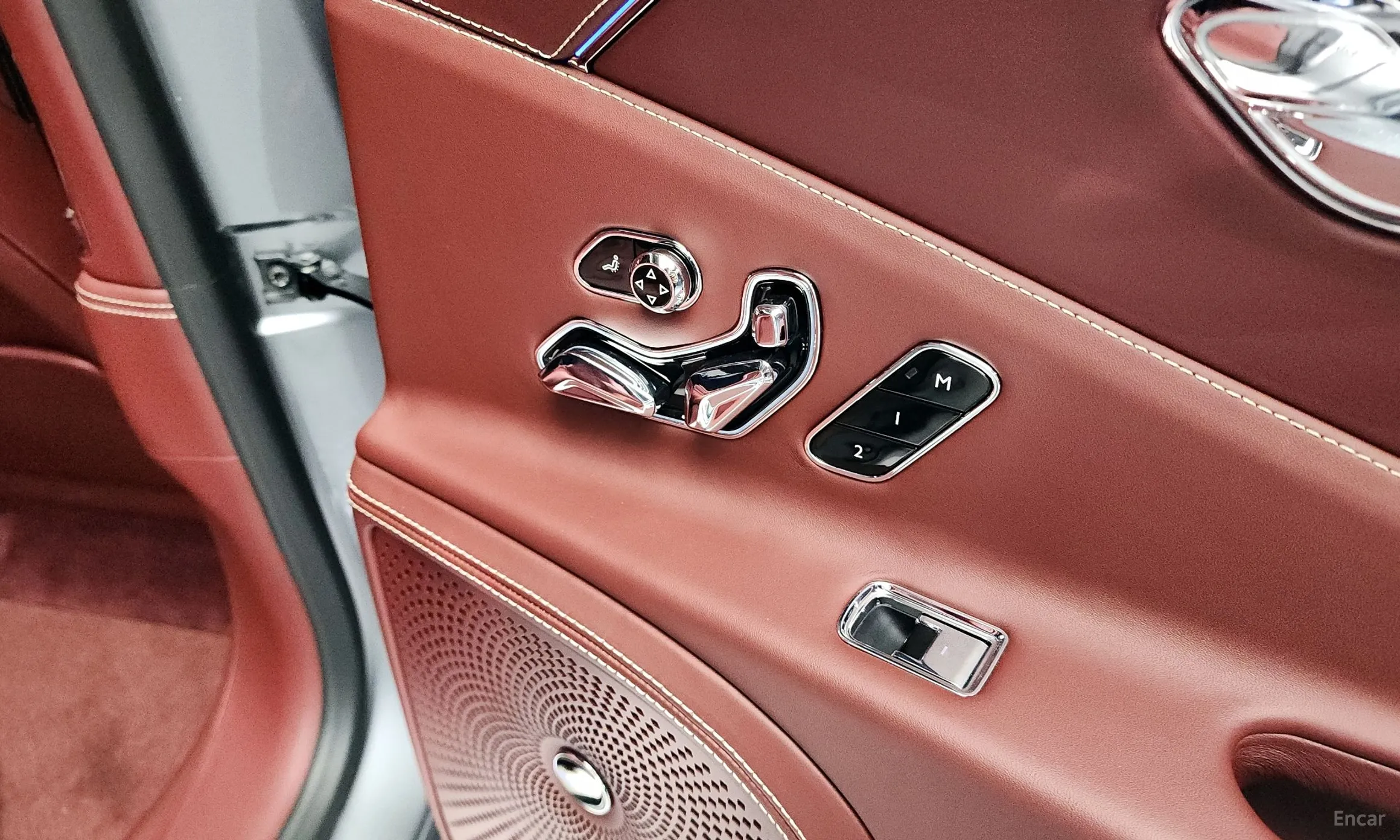 Bentley Flying Spur 3rd Generation превью 17