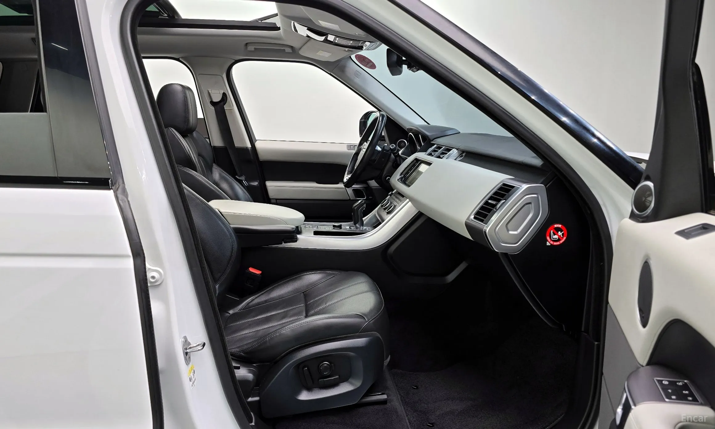 Land Rover Range Rover Sport 2nd Generation превью 10