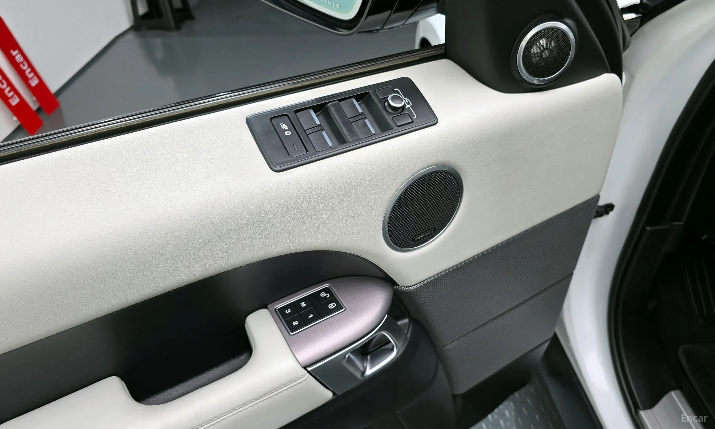 Land Rover Range Rover Sport 2nd Generation превью 19