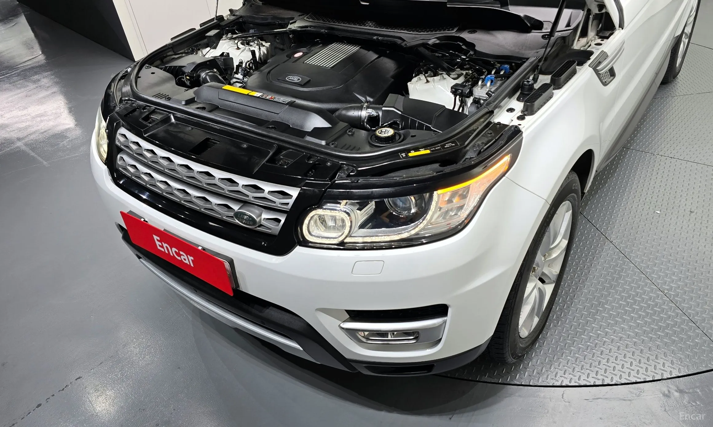 Land Rover Range Rover Sport 2nd Generation превью 6