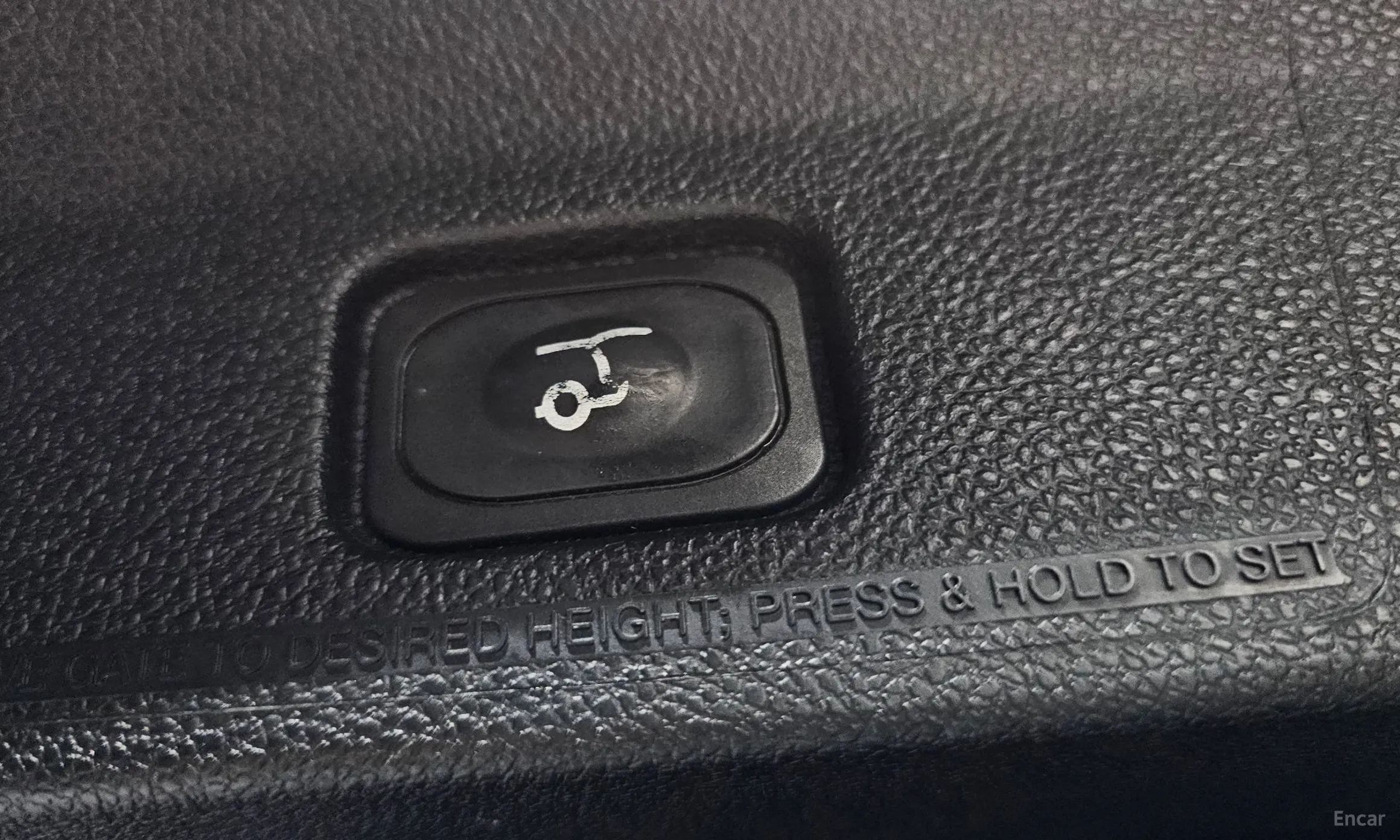Ford Explorer превью 20
