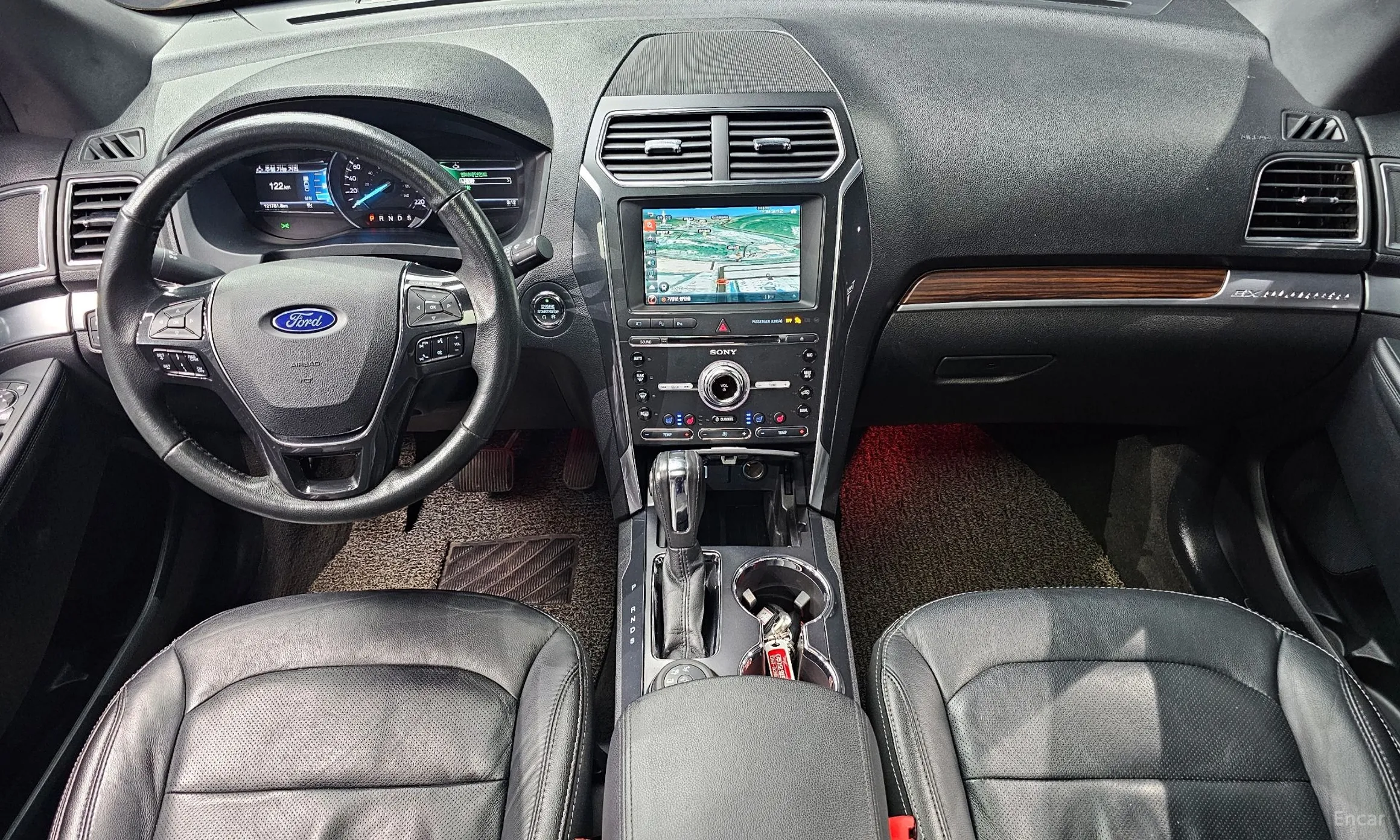 Ford Explorer превью 7