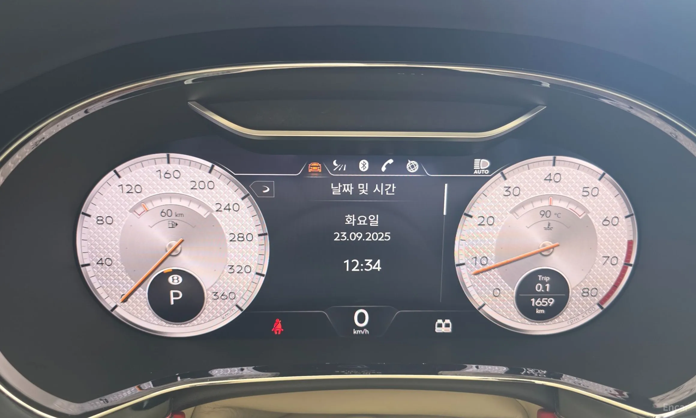 Bentley Flying Spur 3rd Generation превью 16