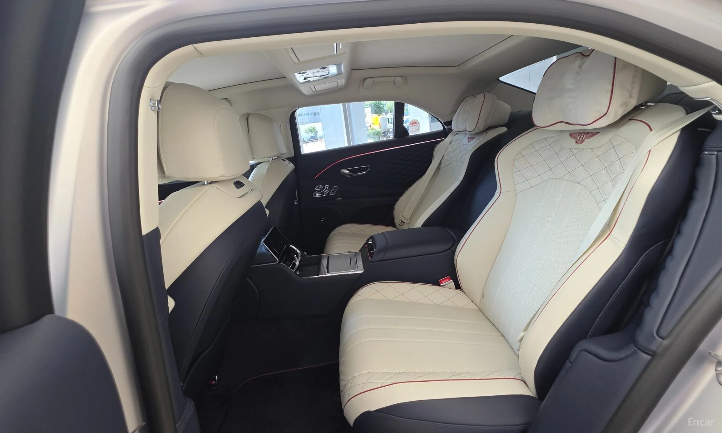 Bentley Flying Spur 3rd Generation превью 7