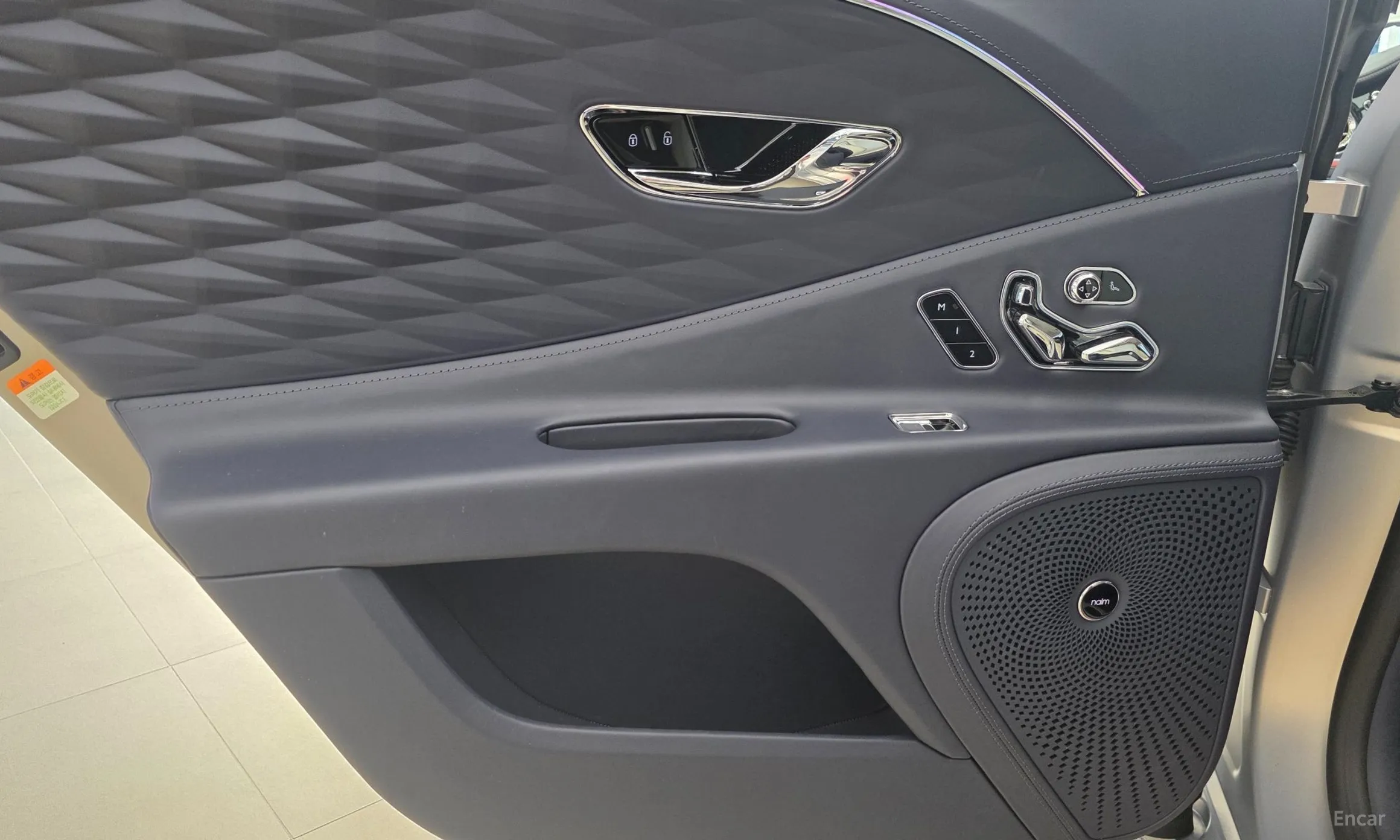 Bentley Flying Spur 3rd Generation превью 8