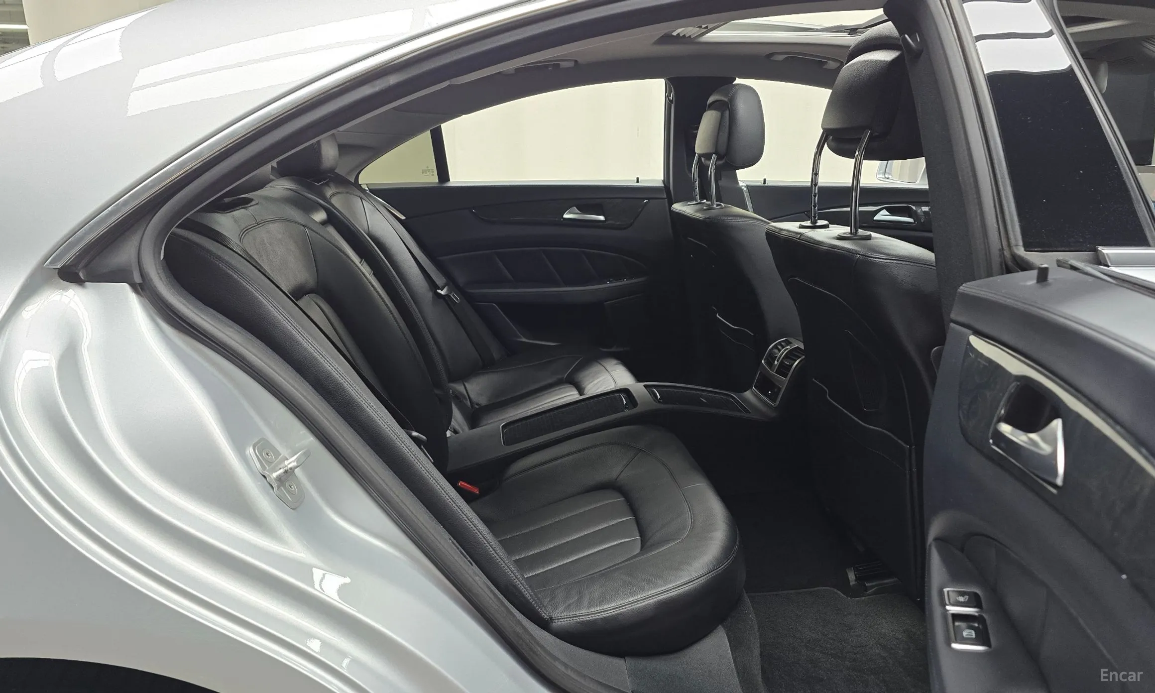 Mercedes Benz CLS-Class W218 превью 12