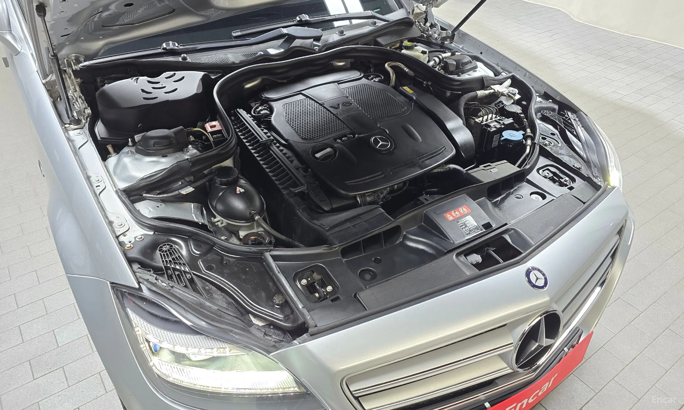 Mercedes Benz CLS-Class W218 превью 6