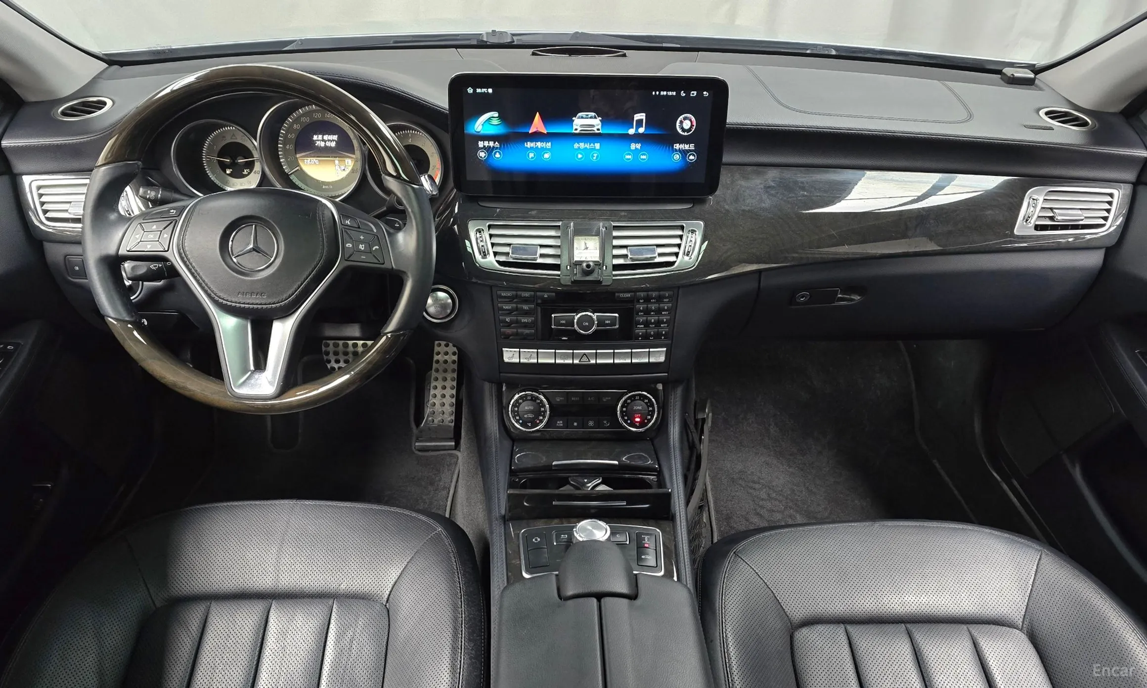 Mercedes Benz CLS-Class W218 превью 7