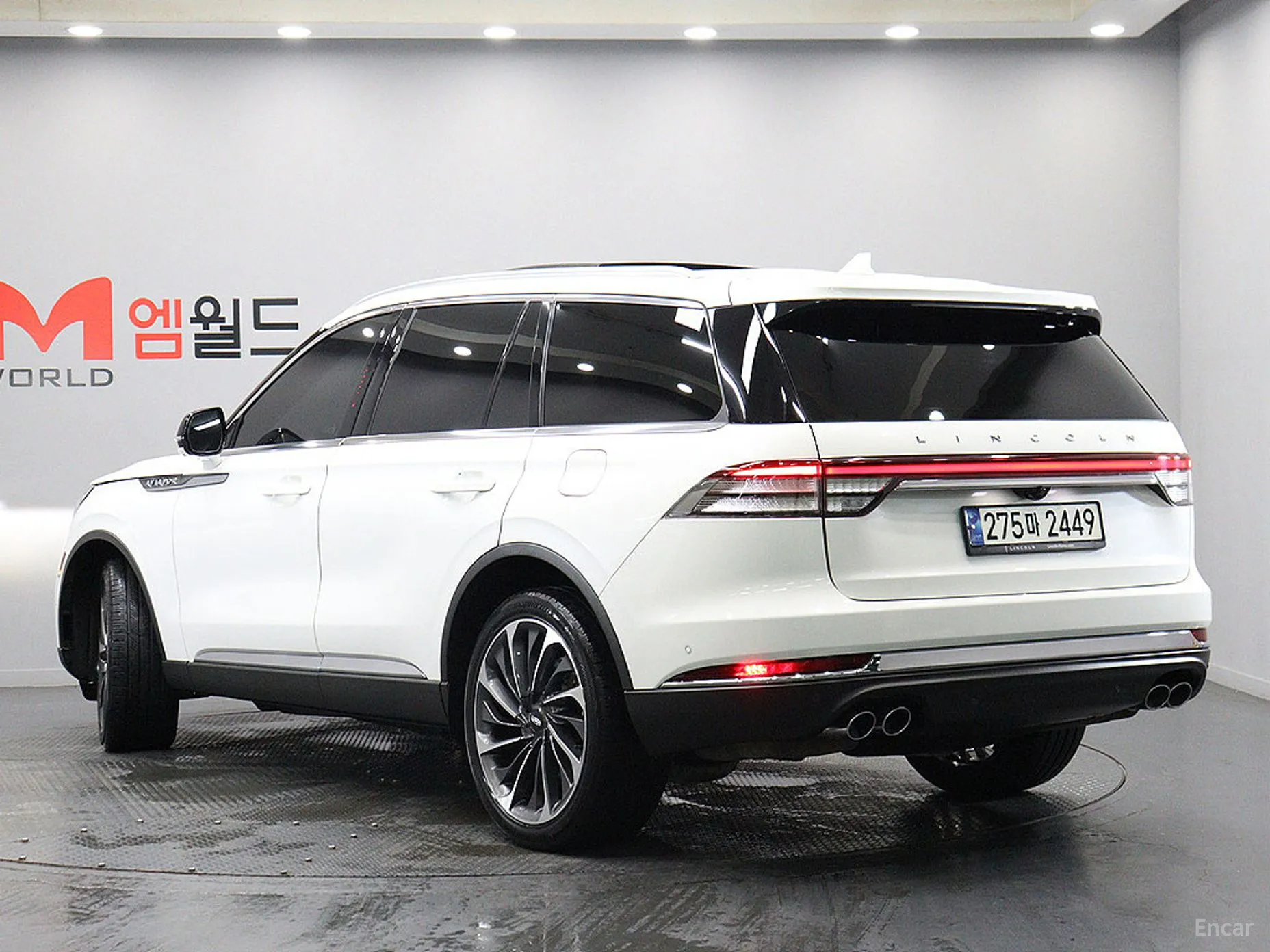 Lincoln Aviator 2nd Generation превью 4
