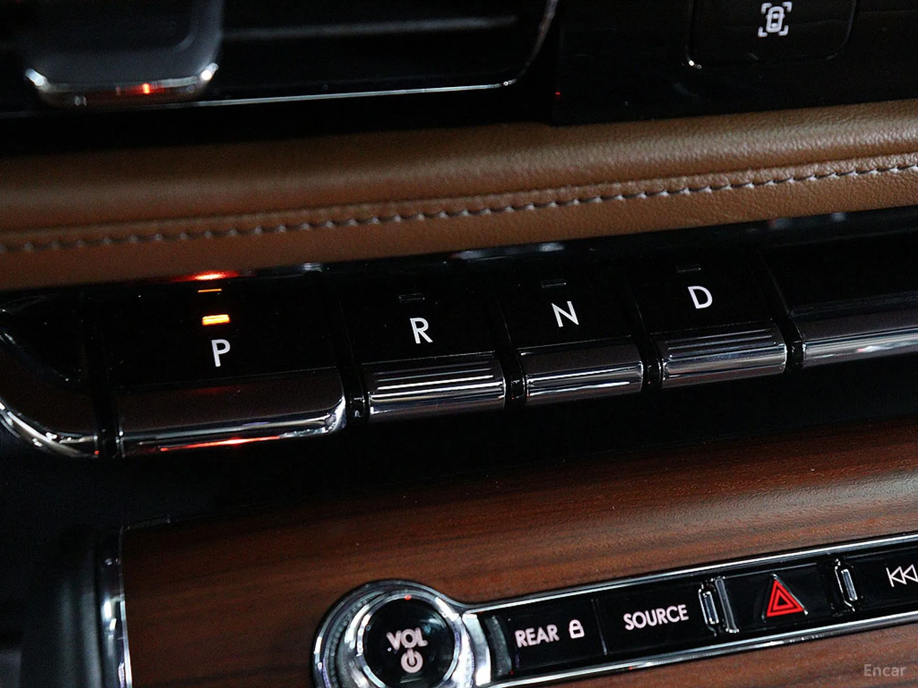 Lincoln Aviator 2nd Generation превью 8