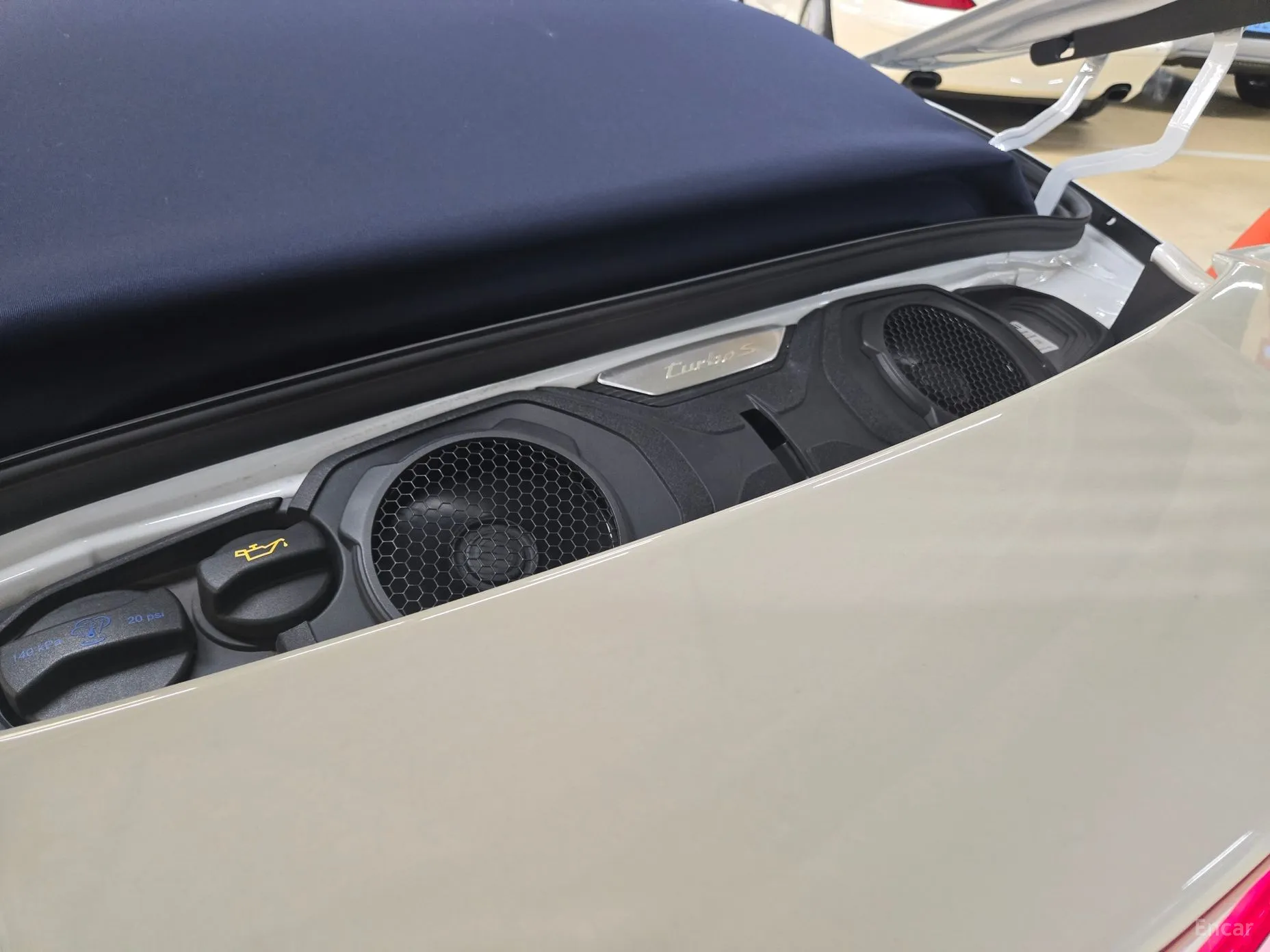 Porsche 911 (992) превью 2