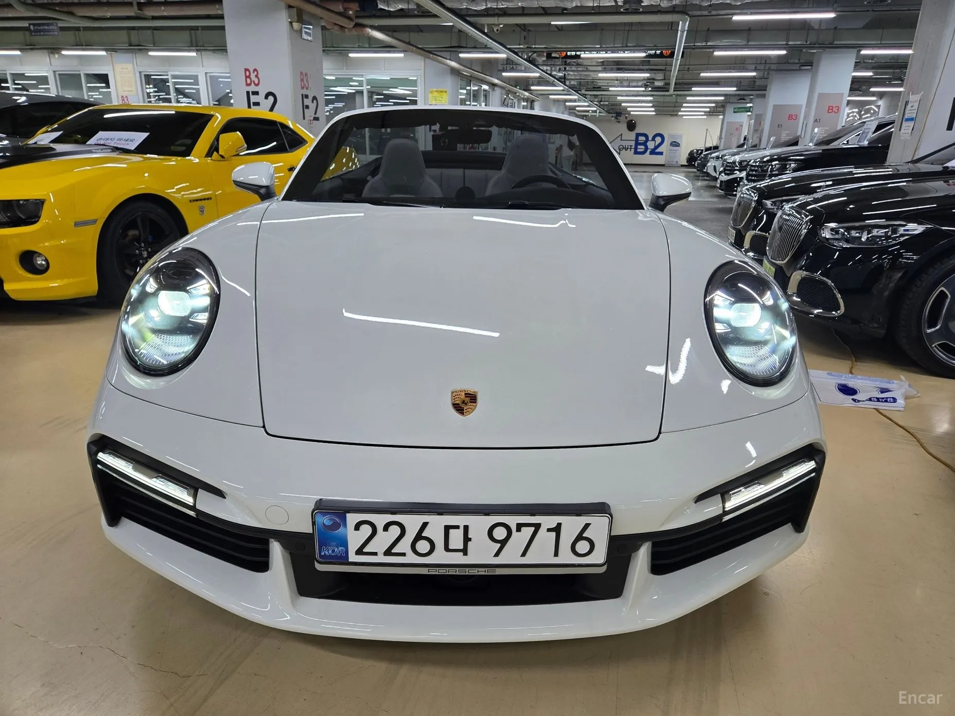 Porsche 911 (992) превью 3