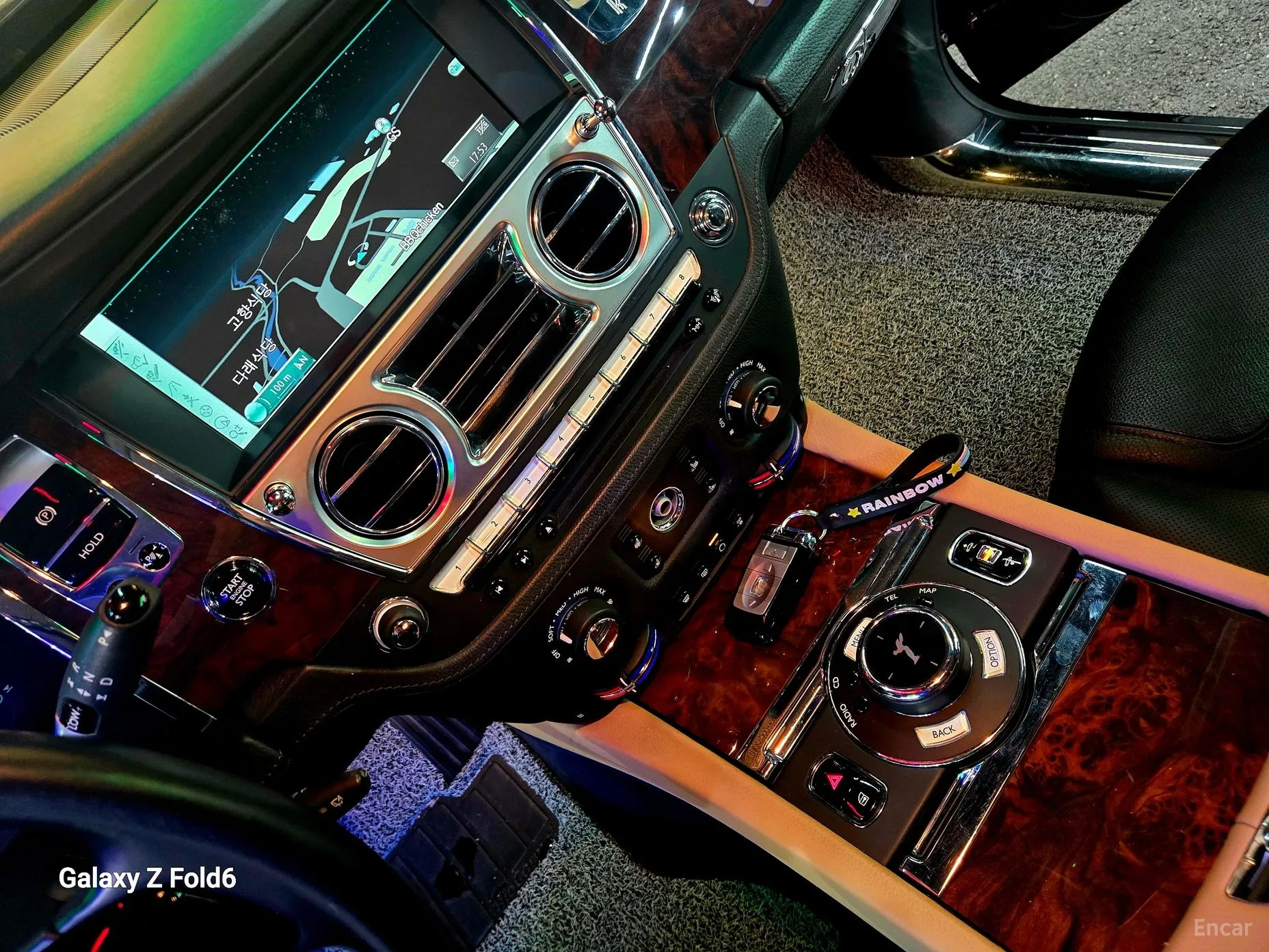 Rolls-Royce Ghost превью 17