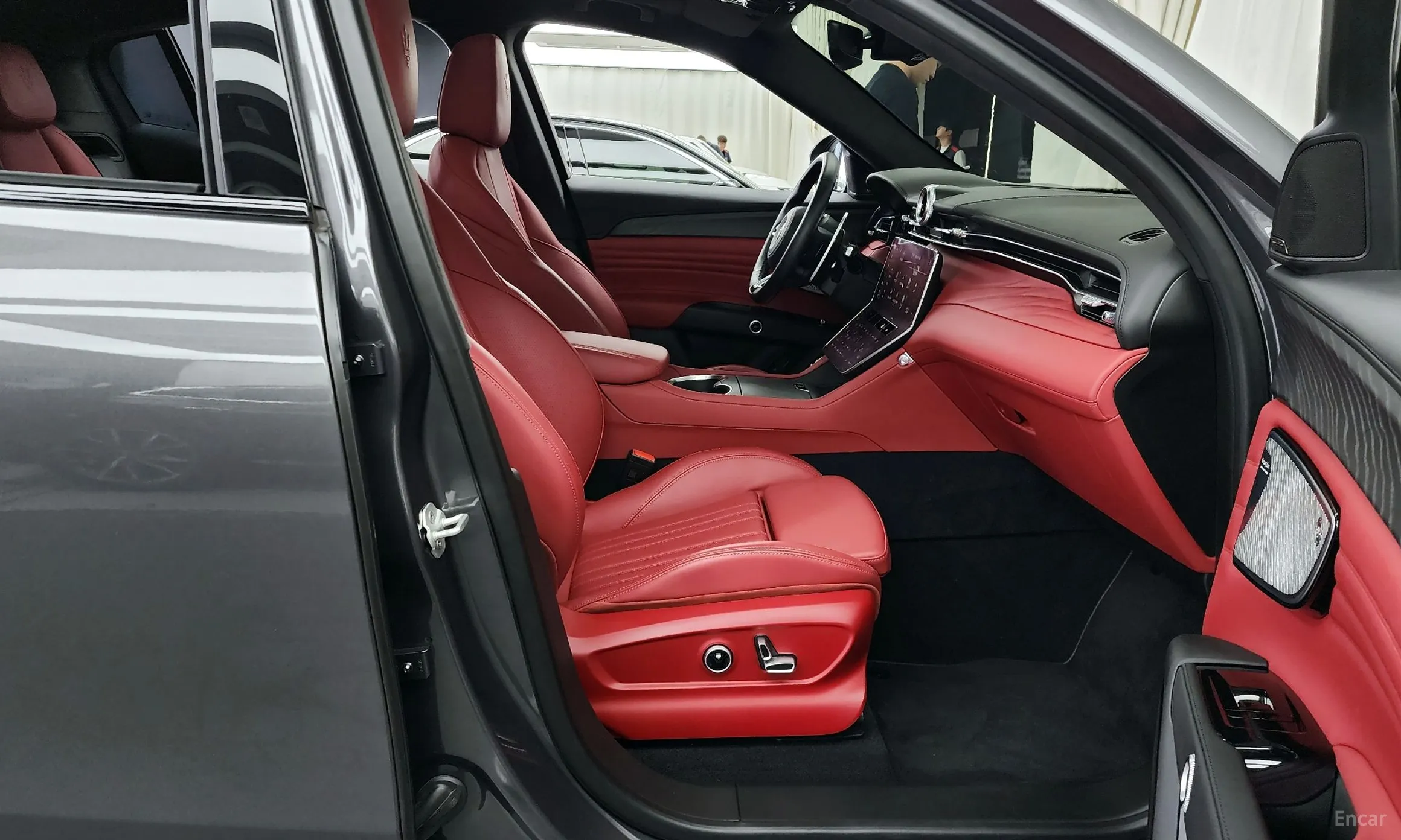 Maserati Grekale превью 11