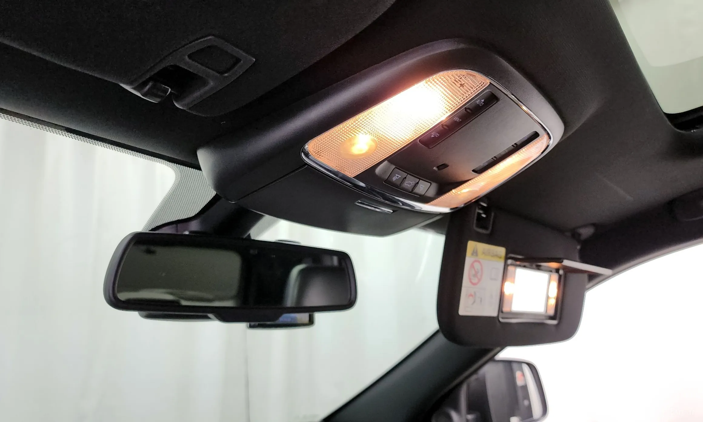 Jeep Grand Cherokee превью 19