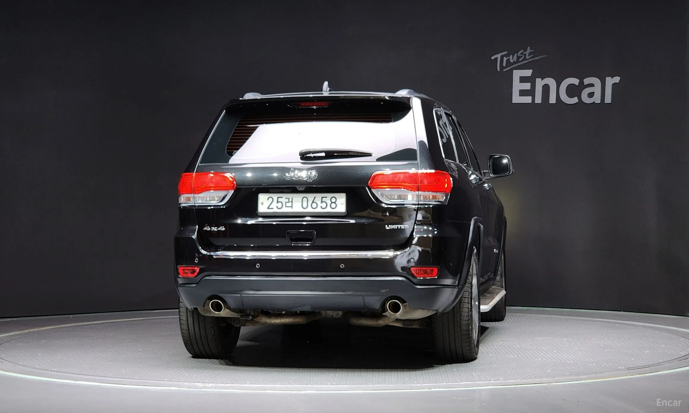 Jeep Grand Cherokee превью 4