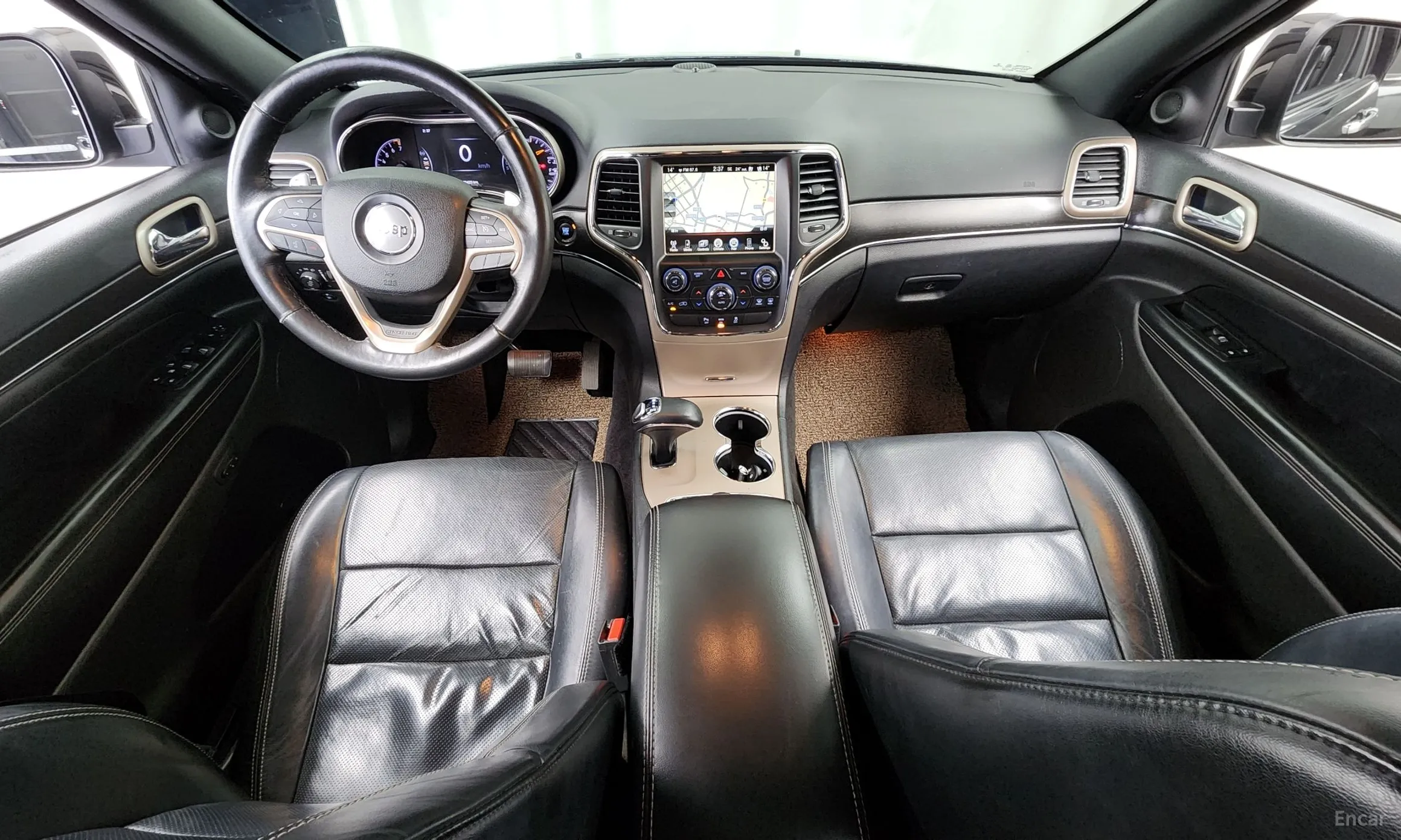 Jeep Grand Cherokee превью 7