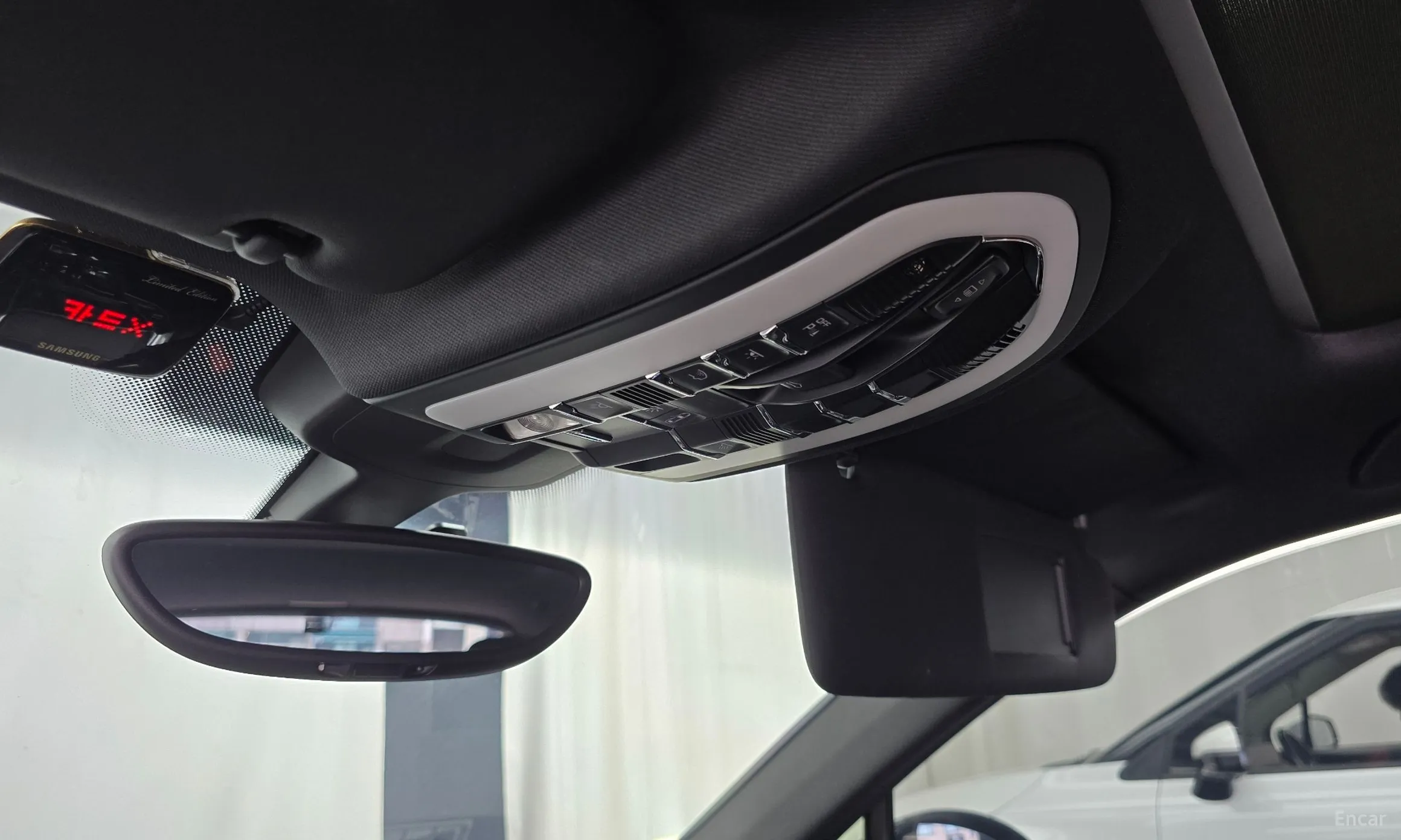 Porsche New Cayenne превью 17