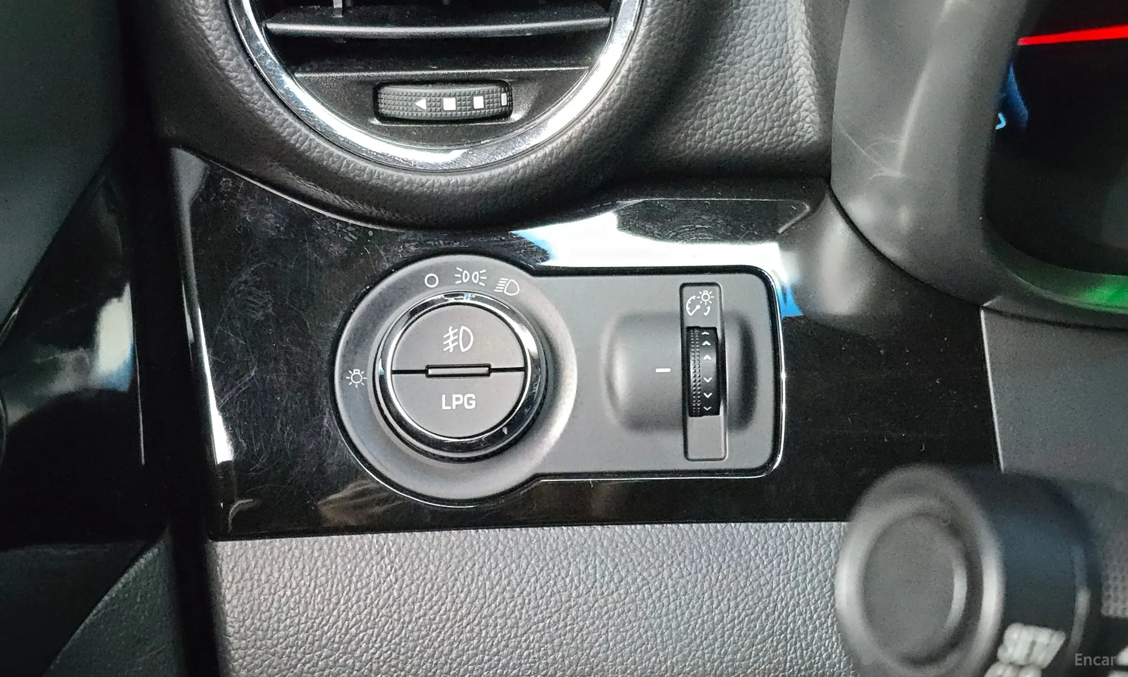 Chevrolet (GM Daewoo) Orlando превью 17