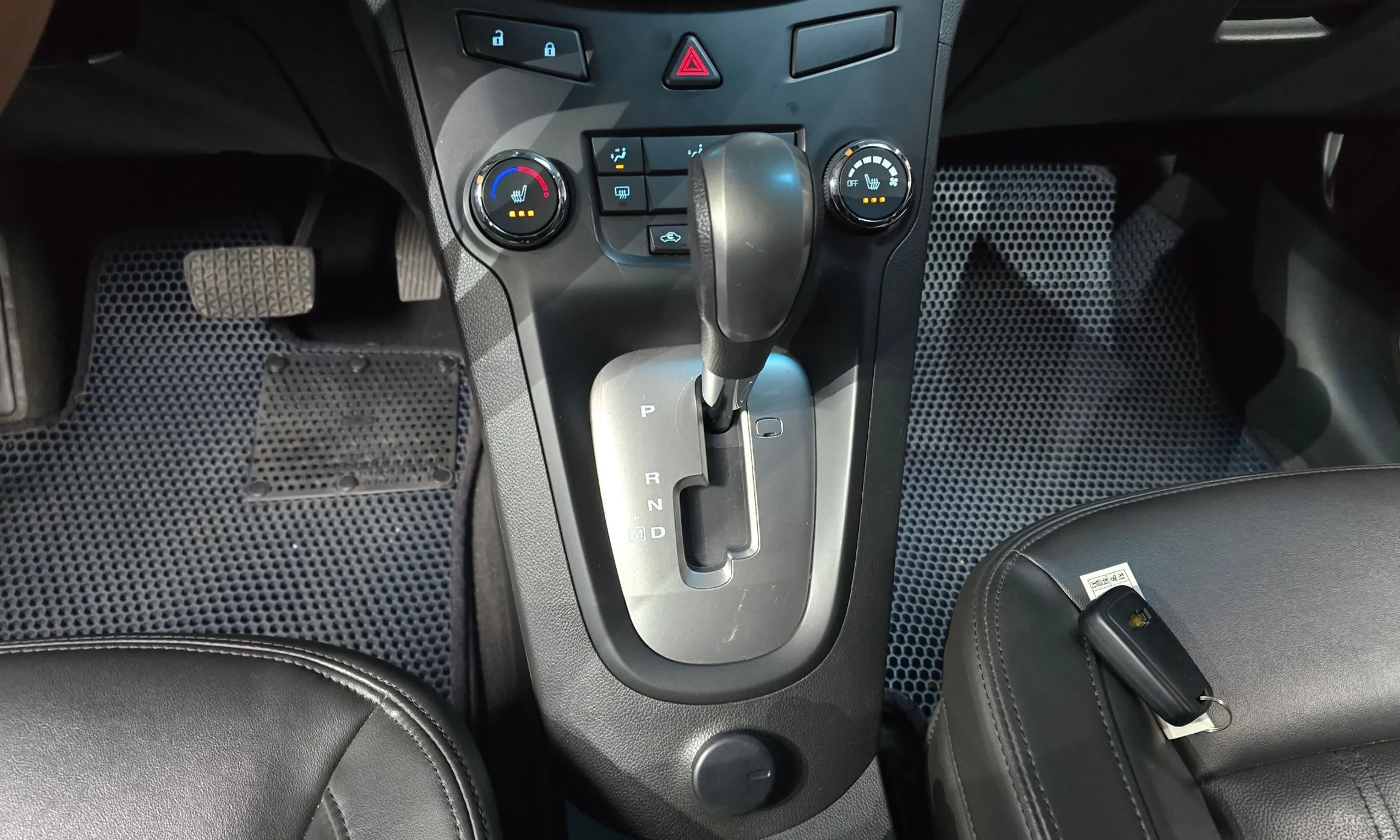 Chevrolet (GM Daewoo) Orlando превью 9