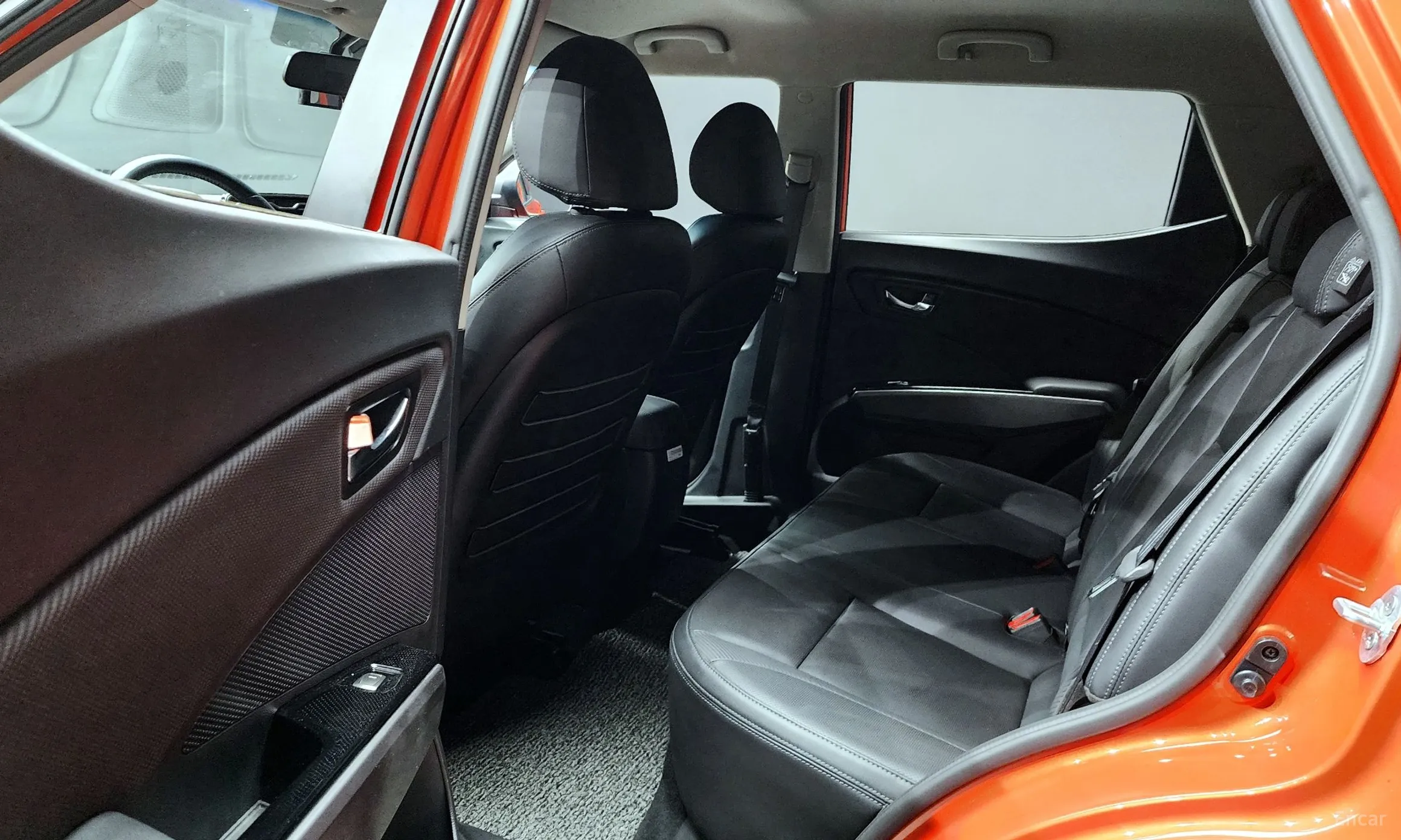 KG Mobility (SsangYong) Berry New Tivoli превью 13