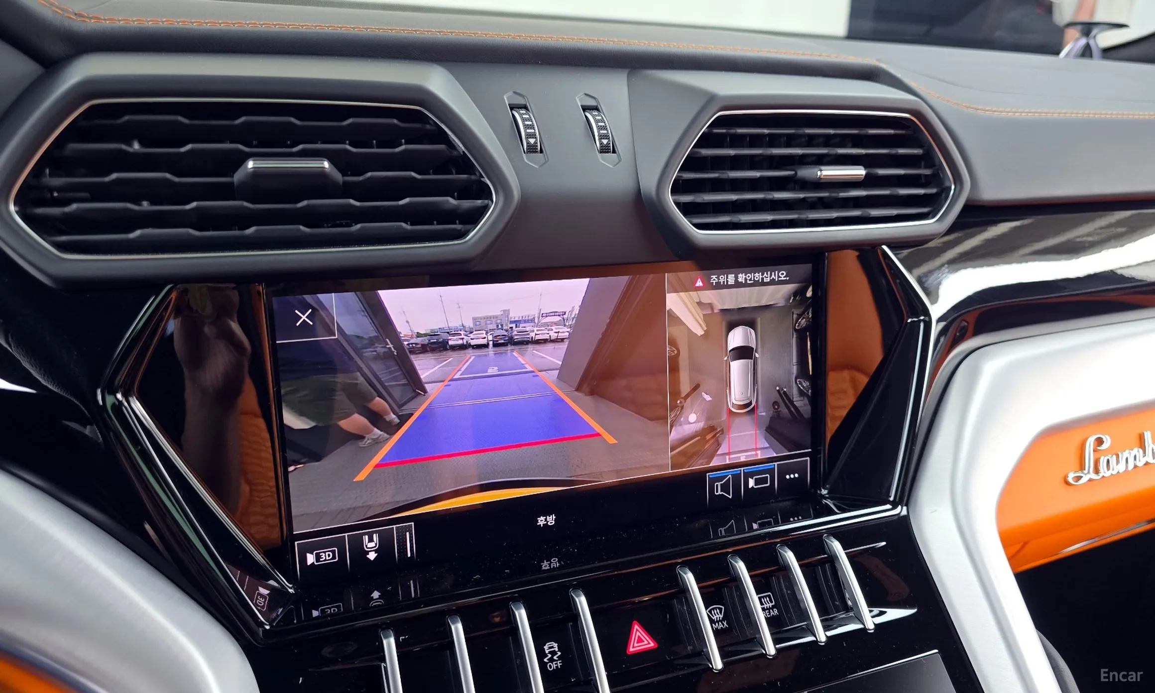 Lamborghini Urus превью 16