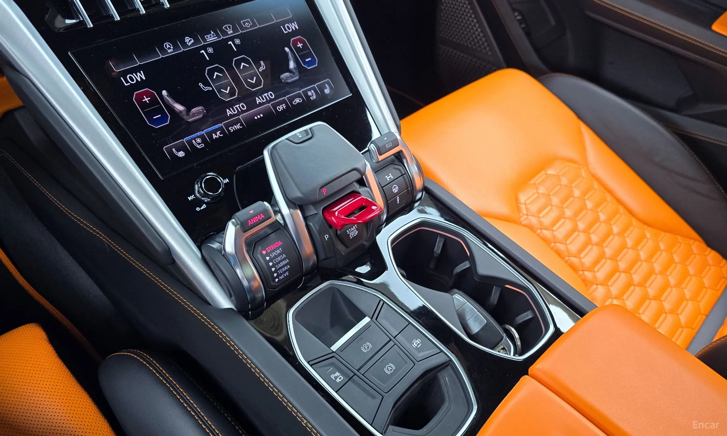 Lamborghini Urus превью 9
