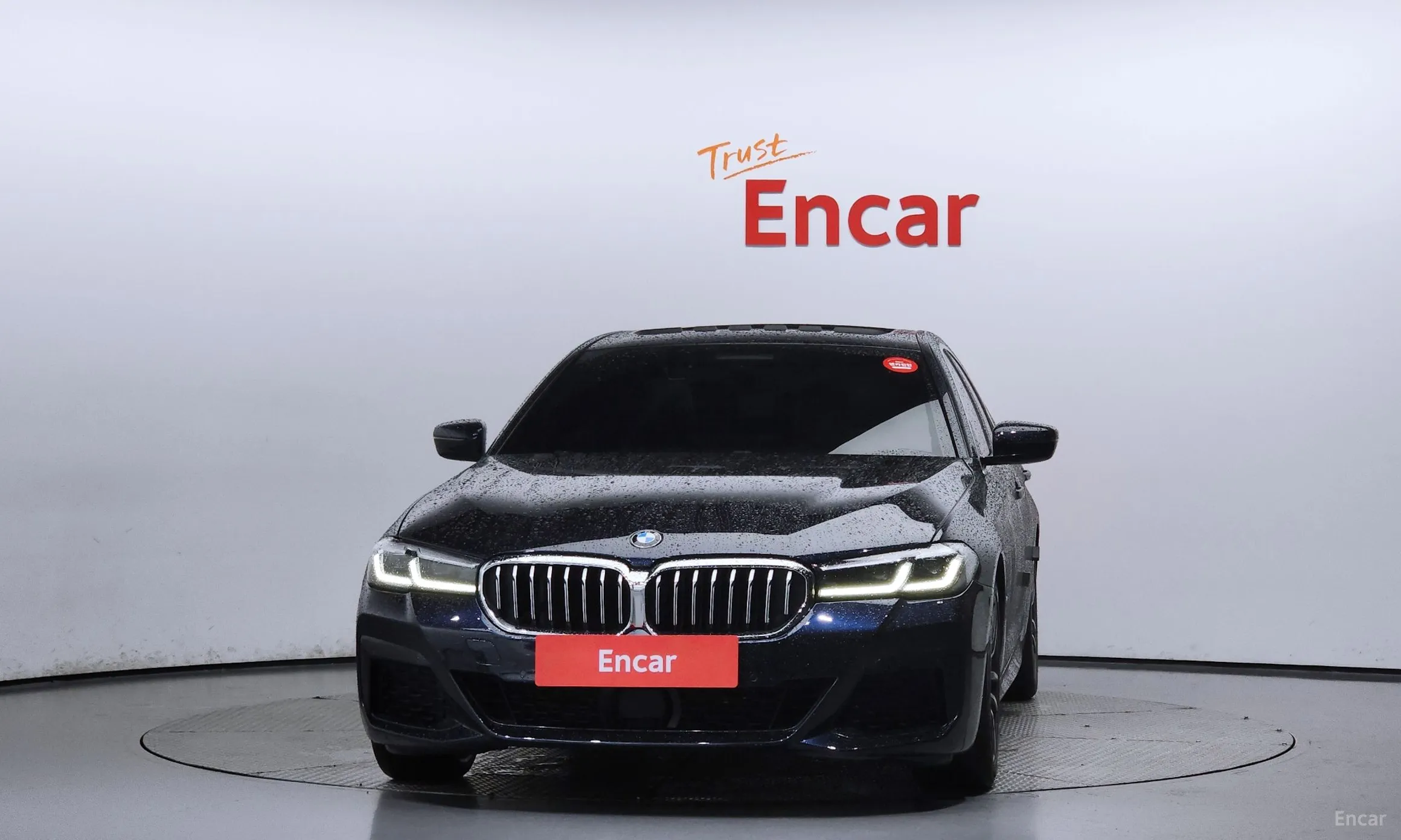 BMW 5 Series (G30) превью 3