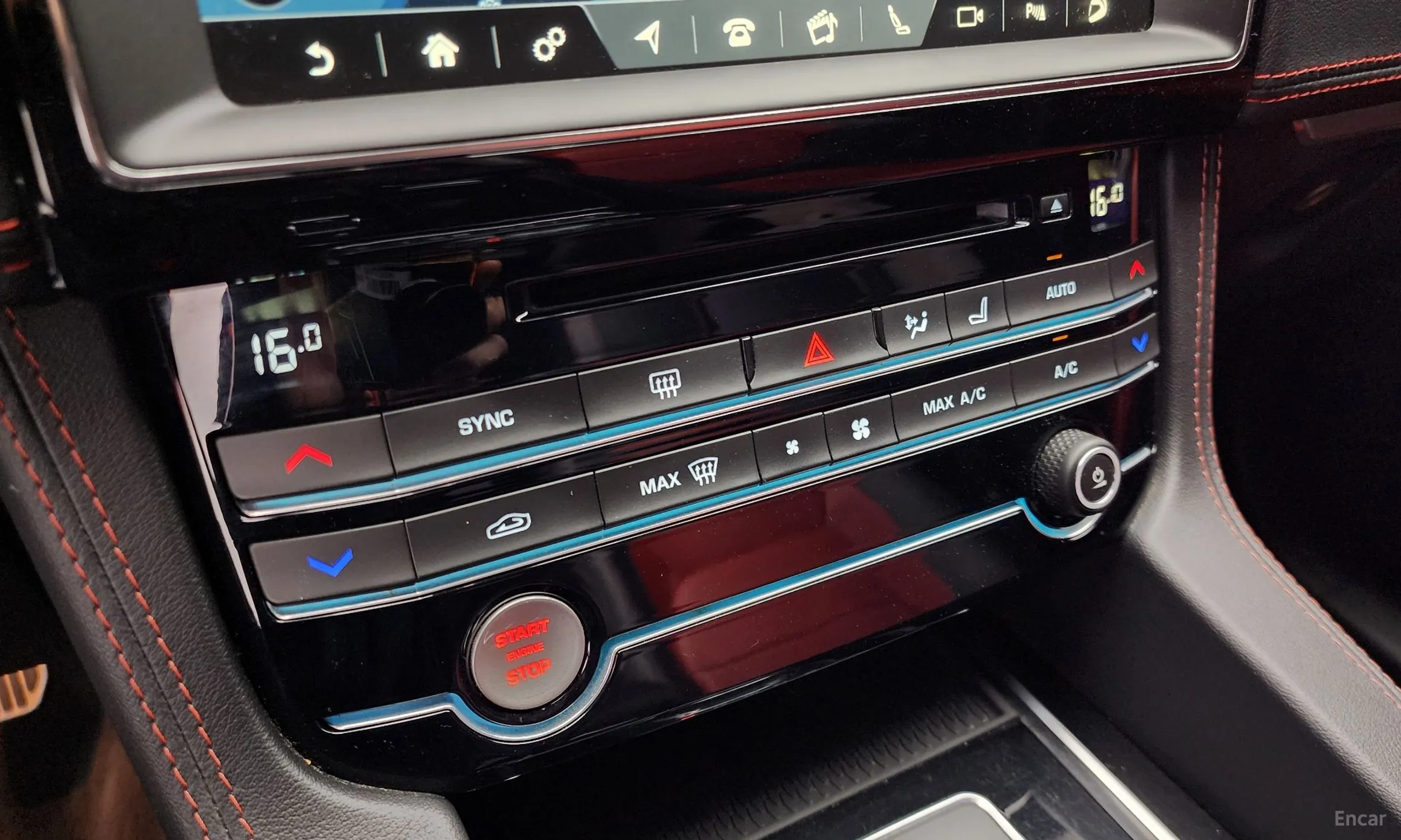 Jaguar F-PACE превью 16