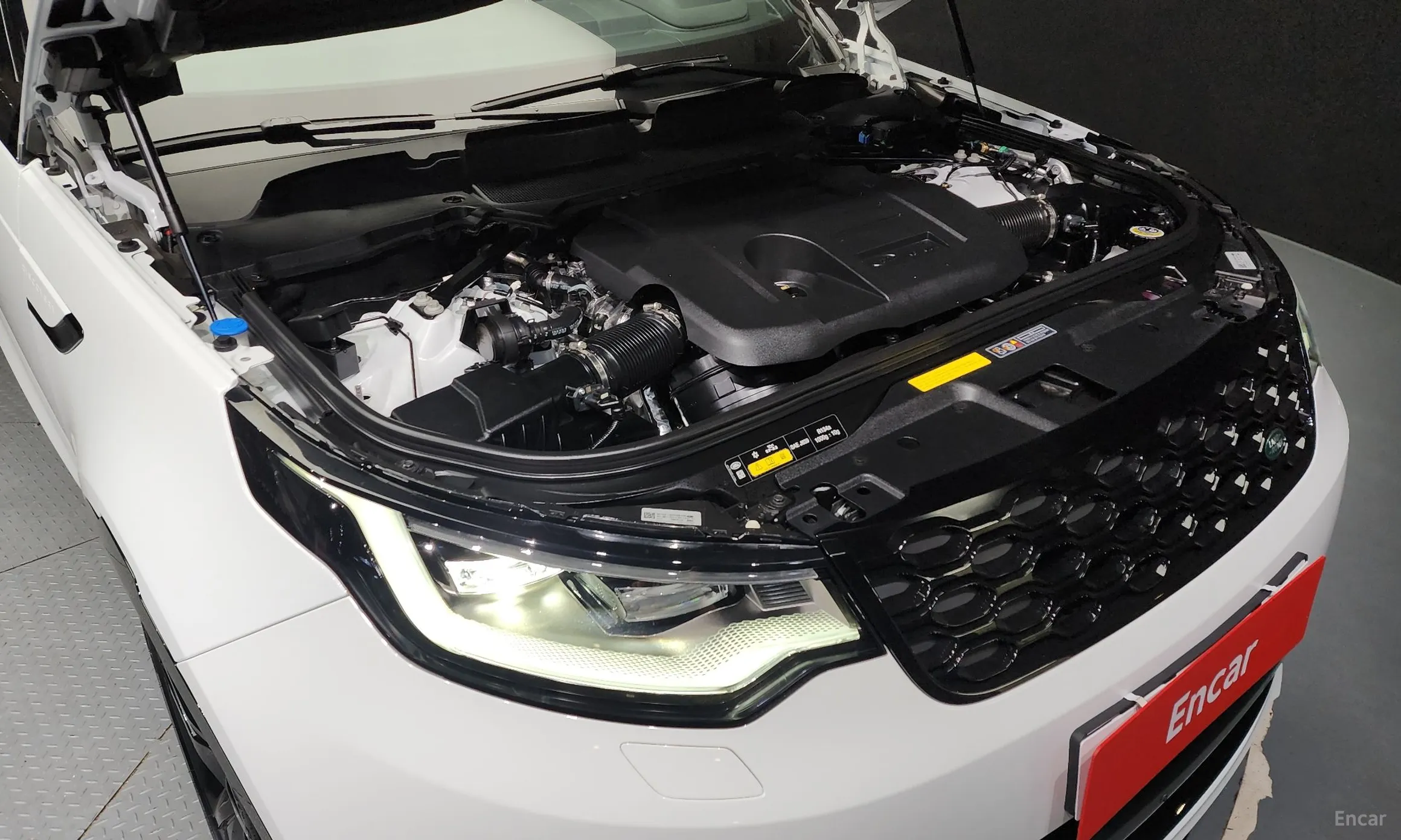 Land Rover Discovery 5 превью 6