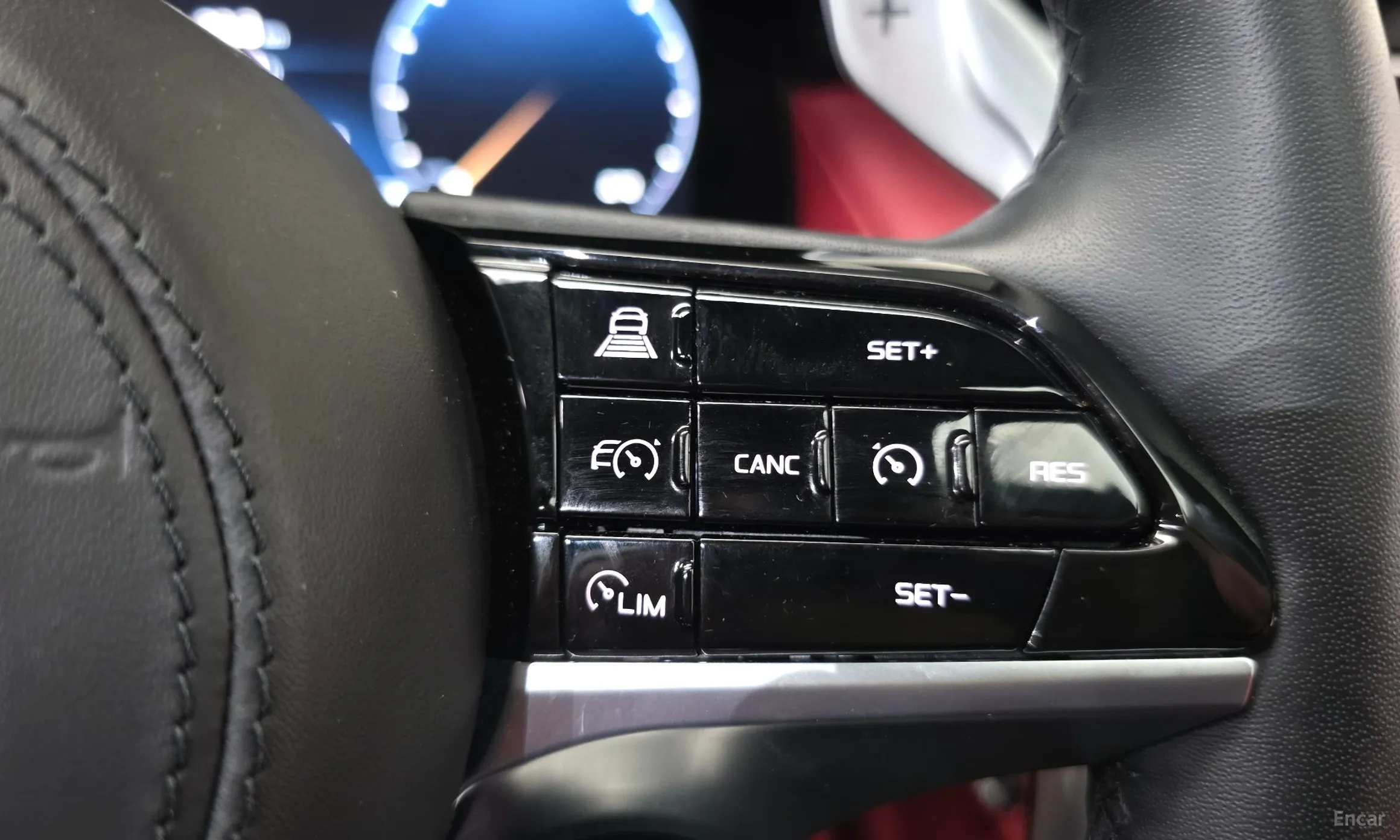 Maserati Grekale превью 19