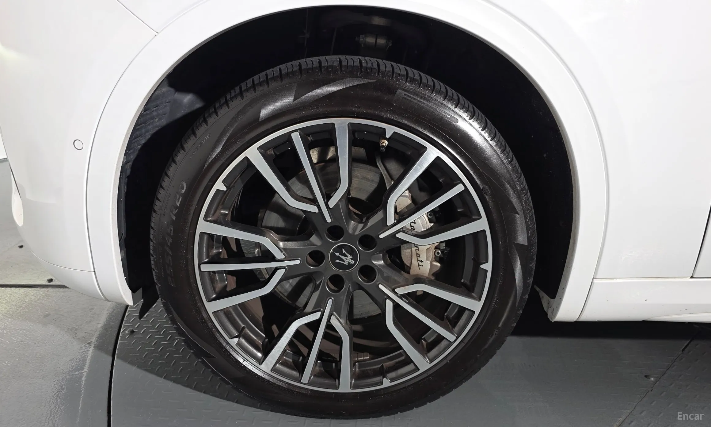Maserati Grekale превью 5