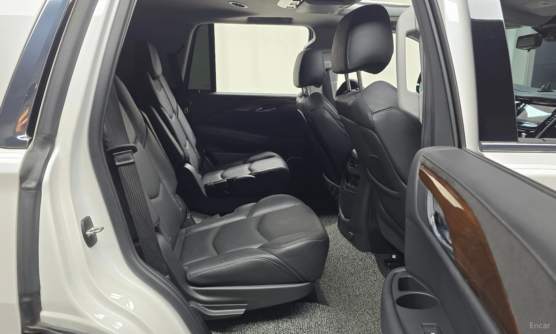 Cadillac Escalade превью 12