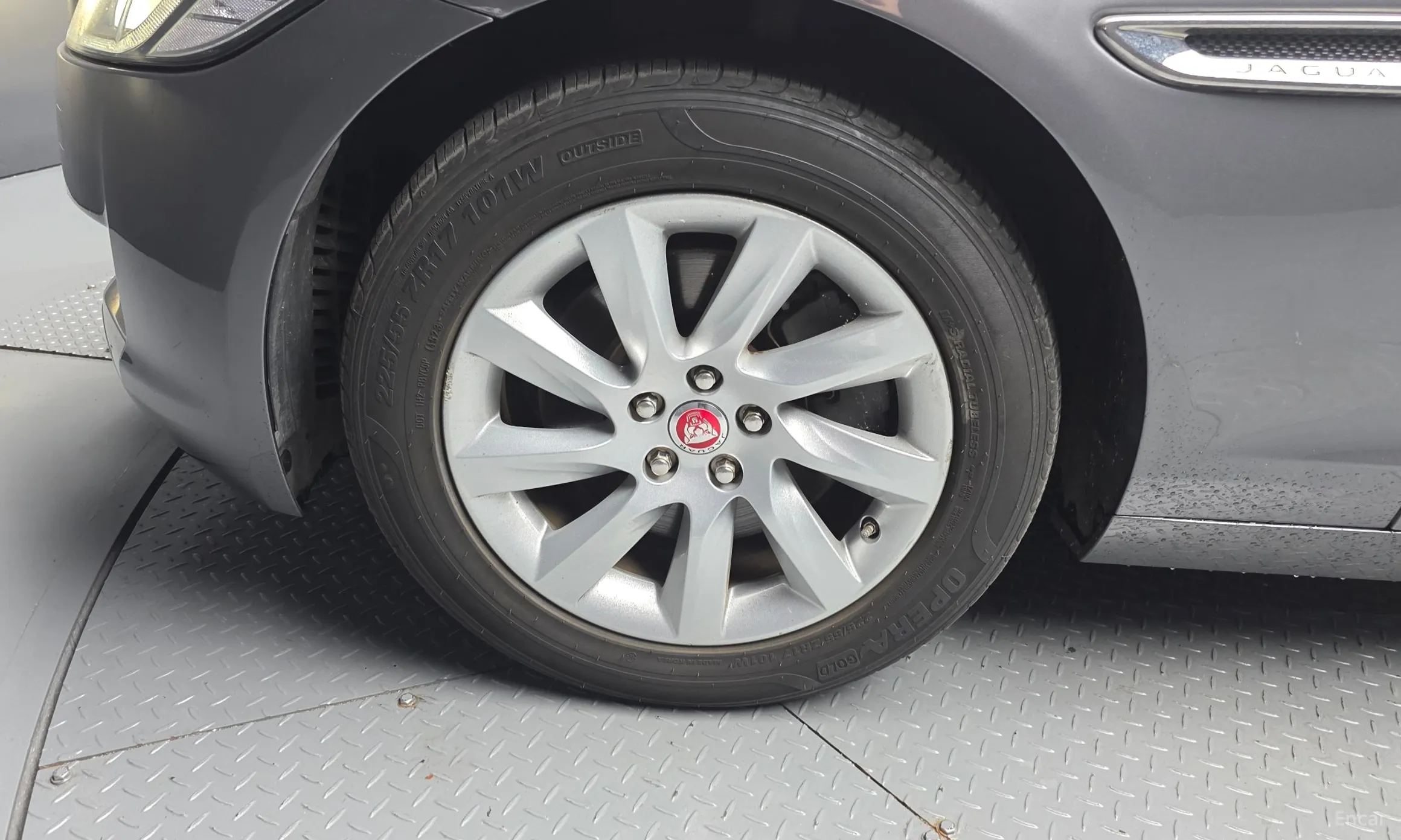 Jaguar XF (x260) превью 5