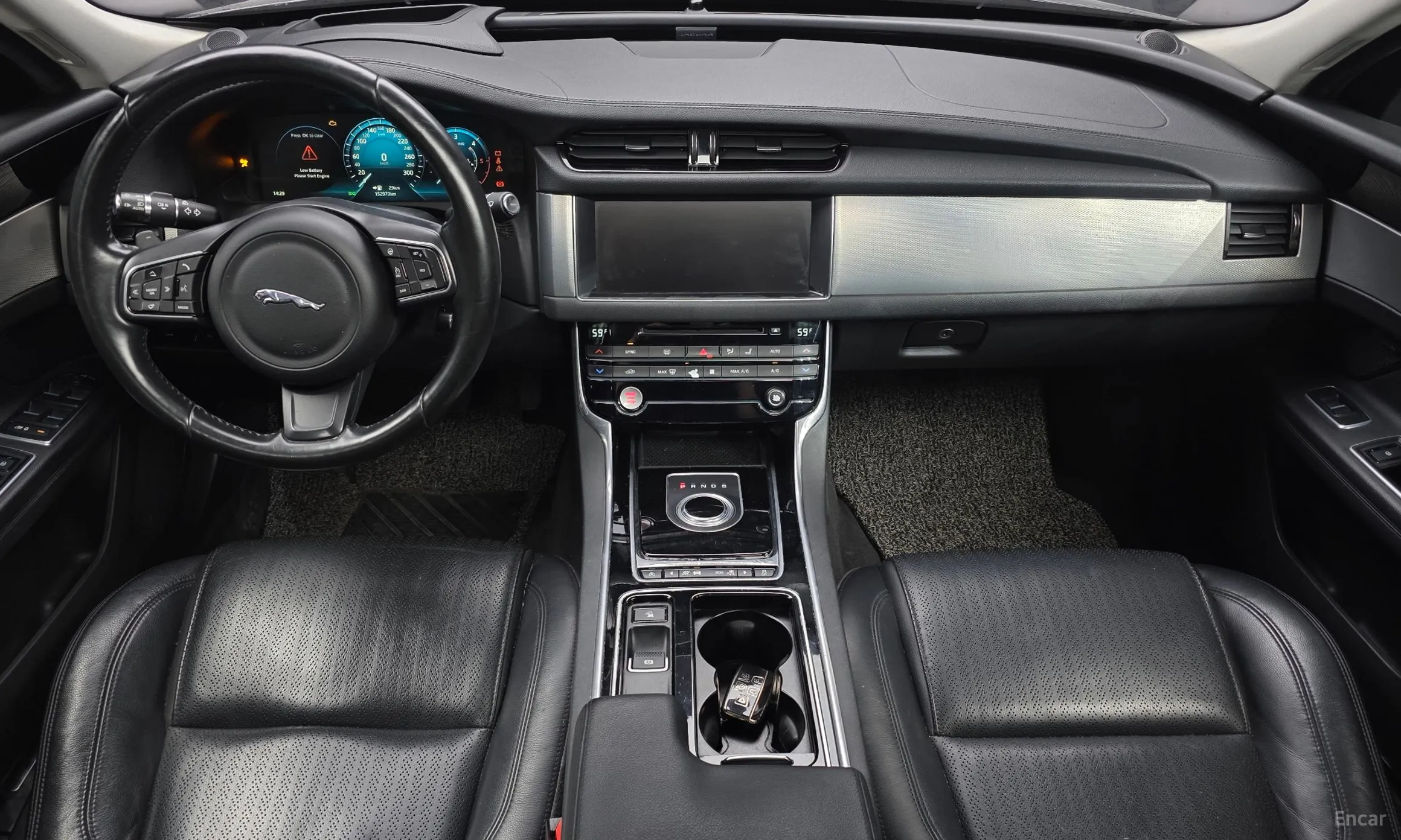 Jaguar XF (x260) превью 7