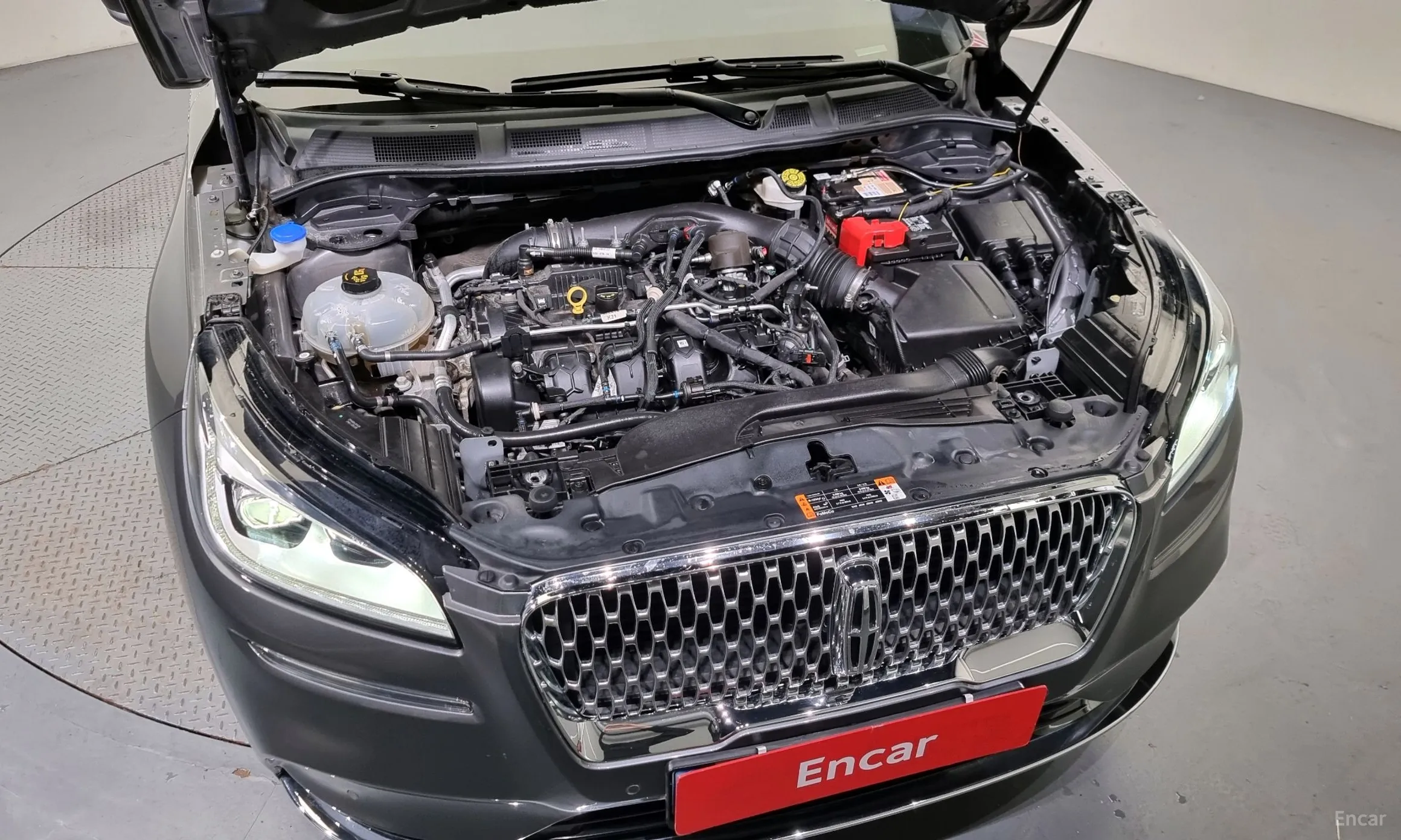 Lincoln Corsair превью 6