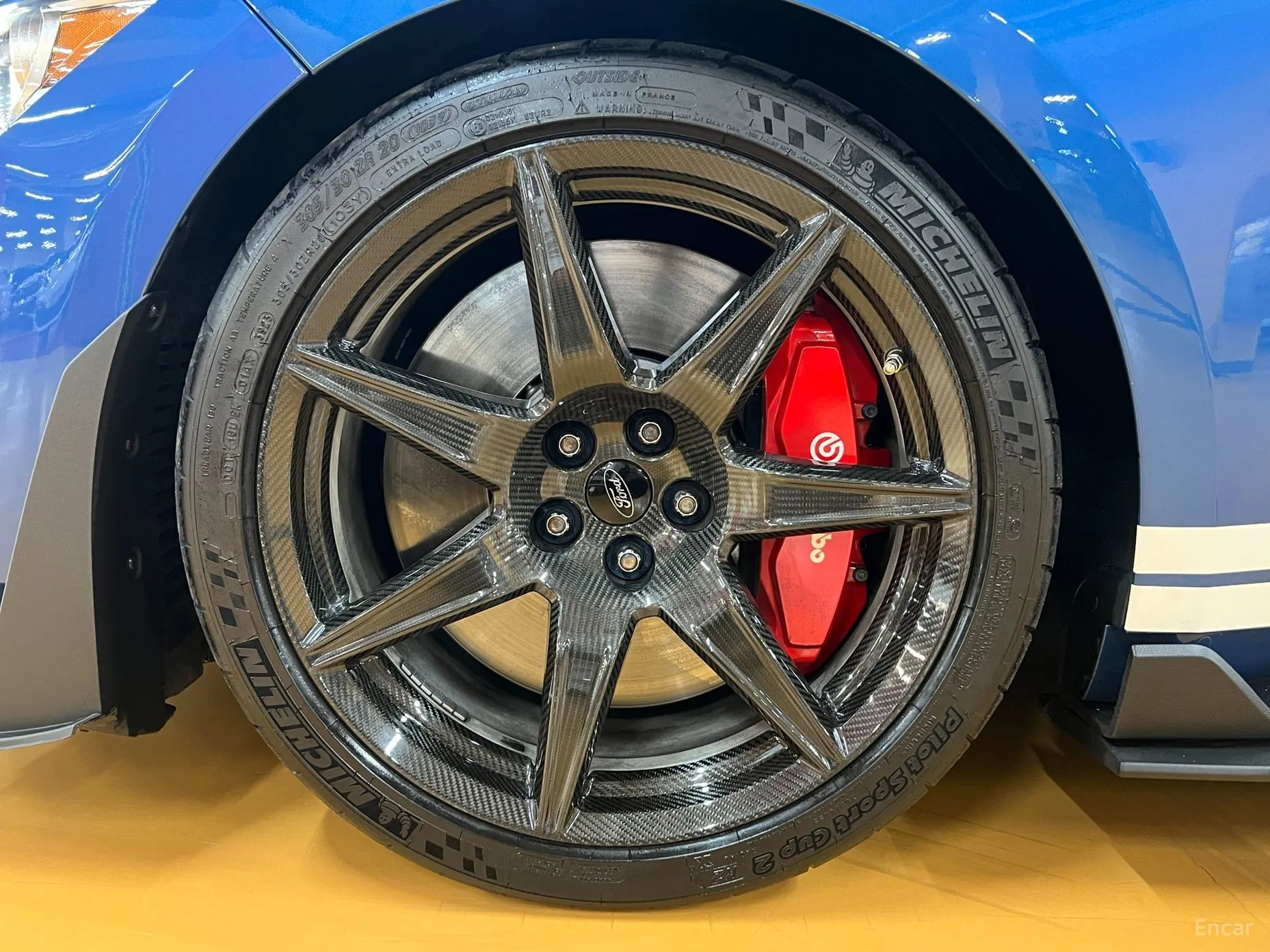 Ford Mustang превью 11