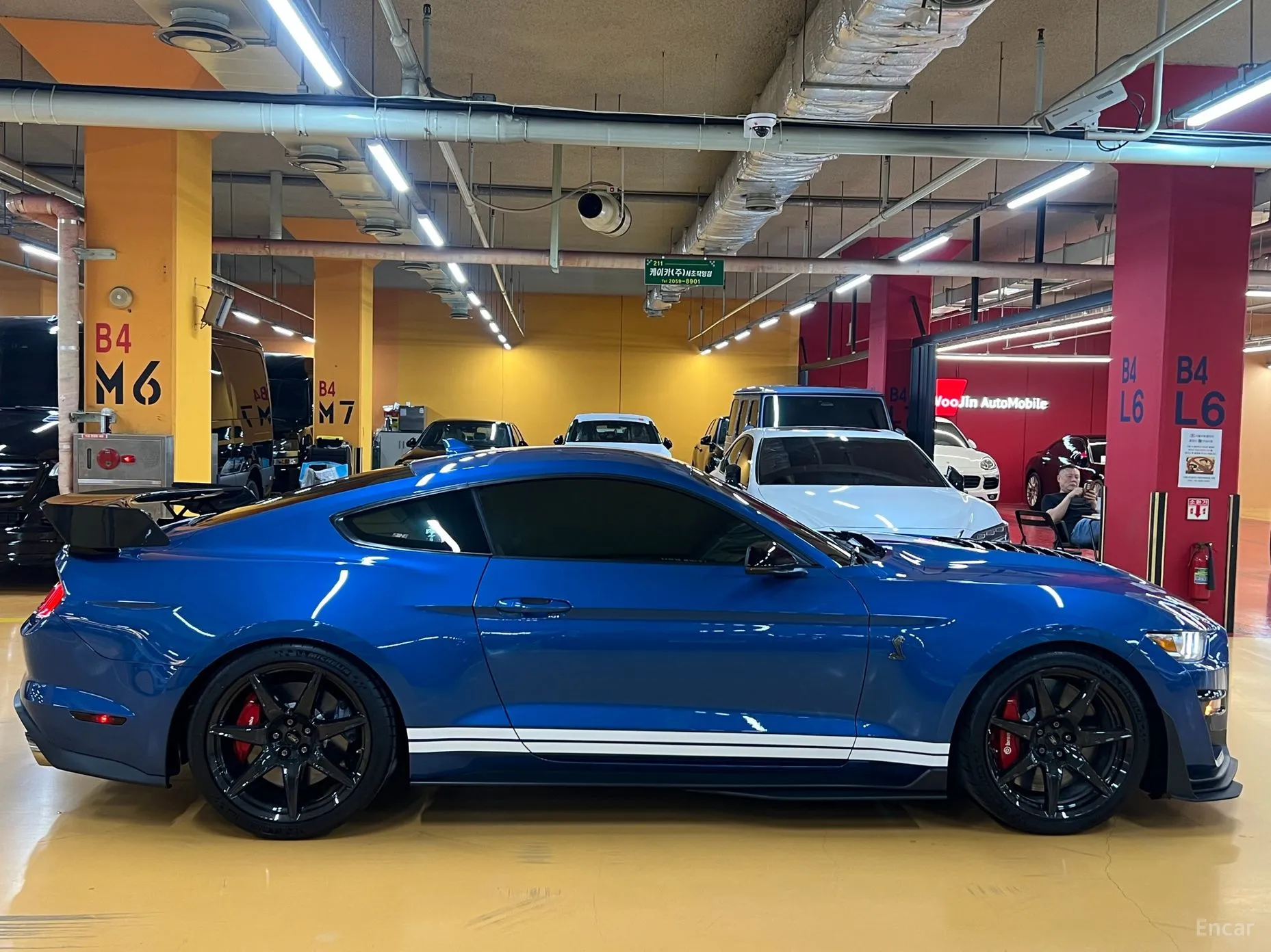 Ford Mustang превью 3
