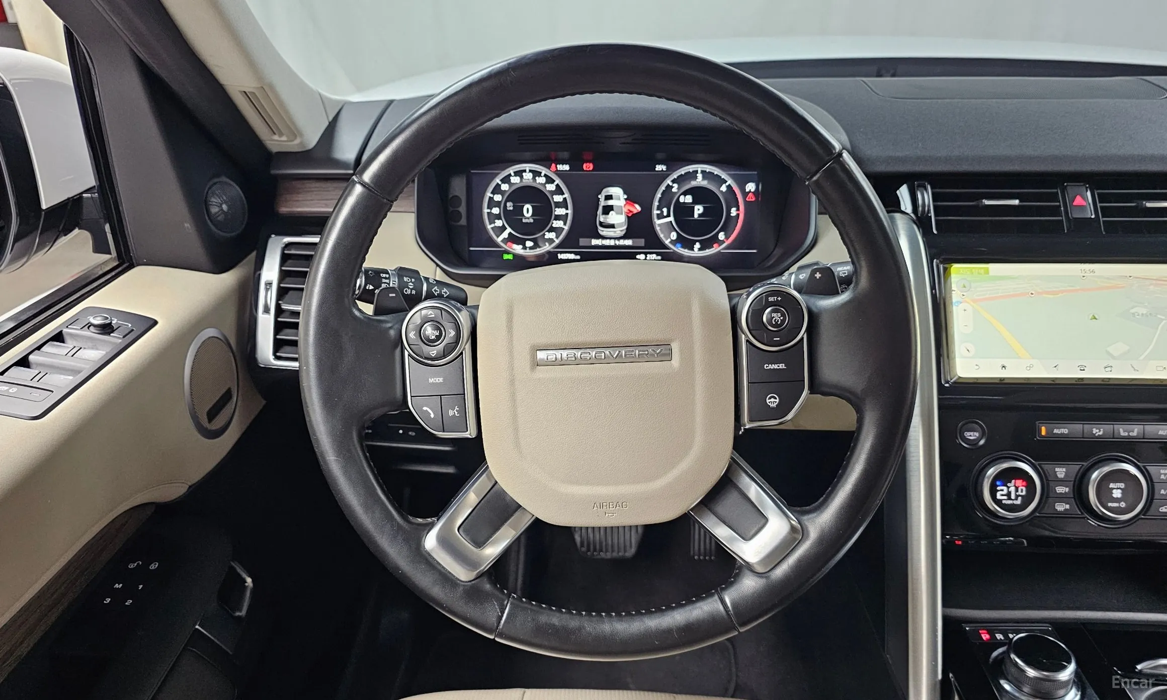 Land Rover Discovery 5 превью 13