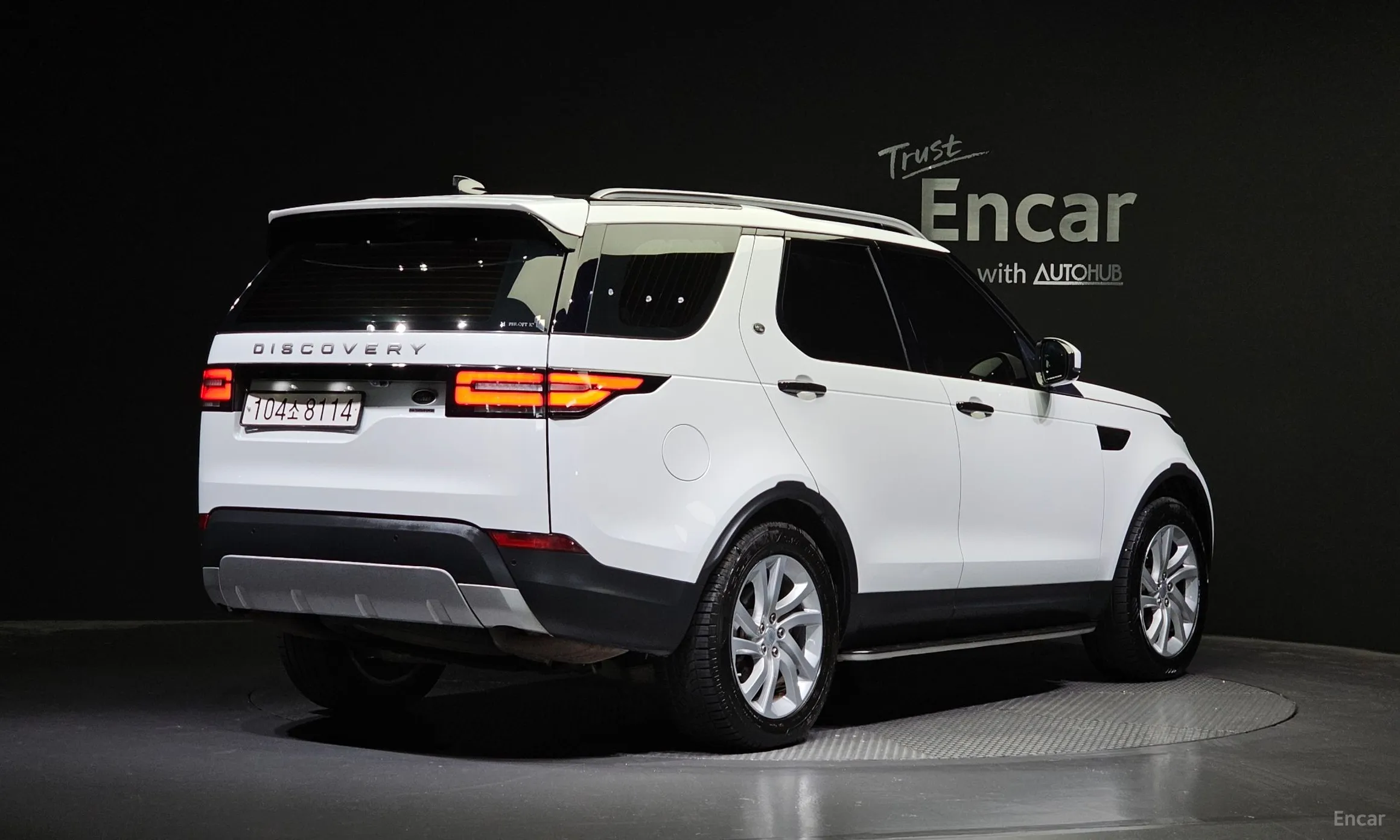 Land Rover Discovery 5 превью 2